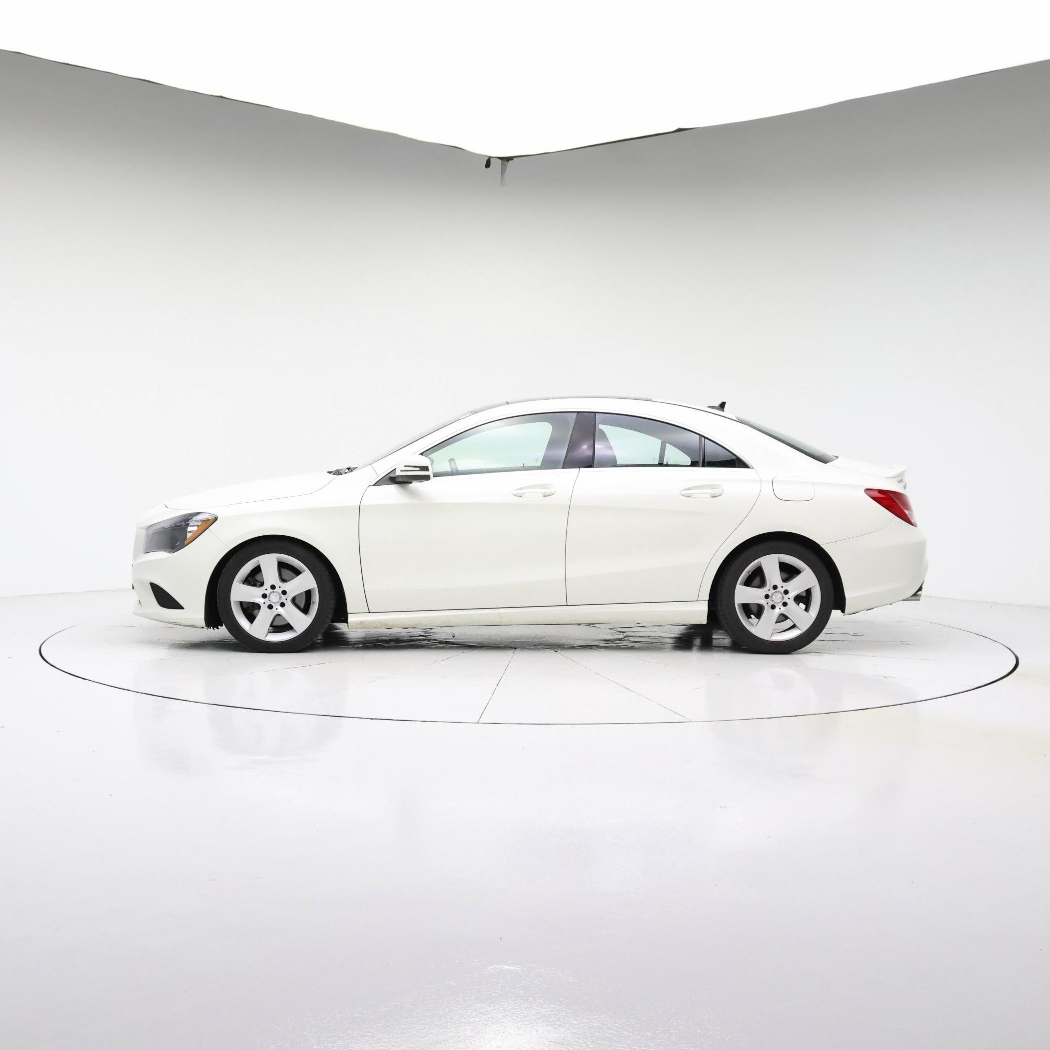 Thumbnail: 2016 Mercedes-Benz CLA - 3