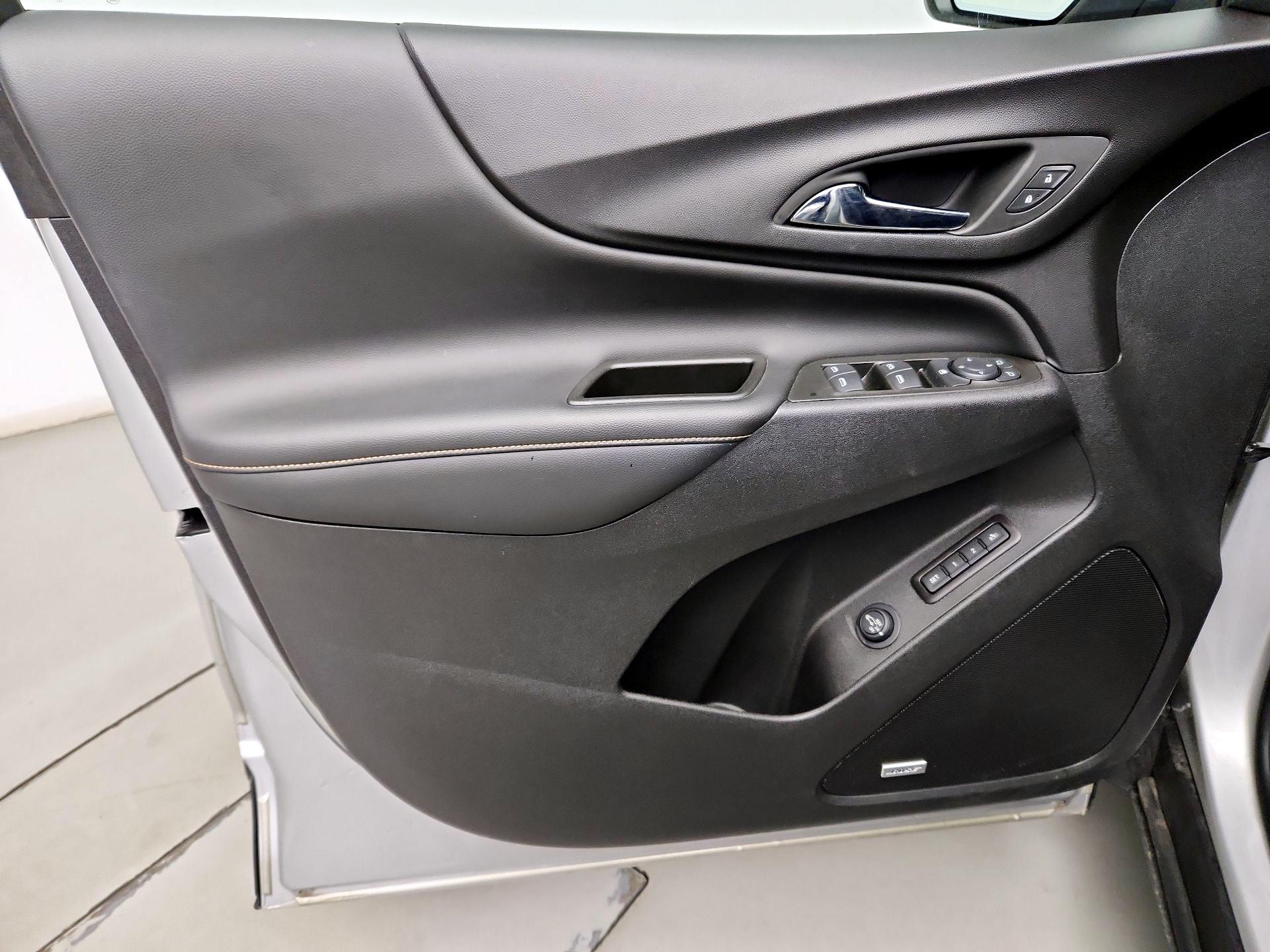 Thumbnail: 2021 Chevrolet Equinox - 12