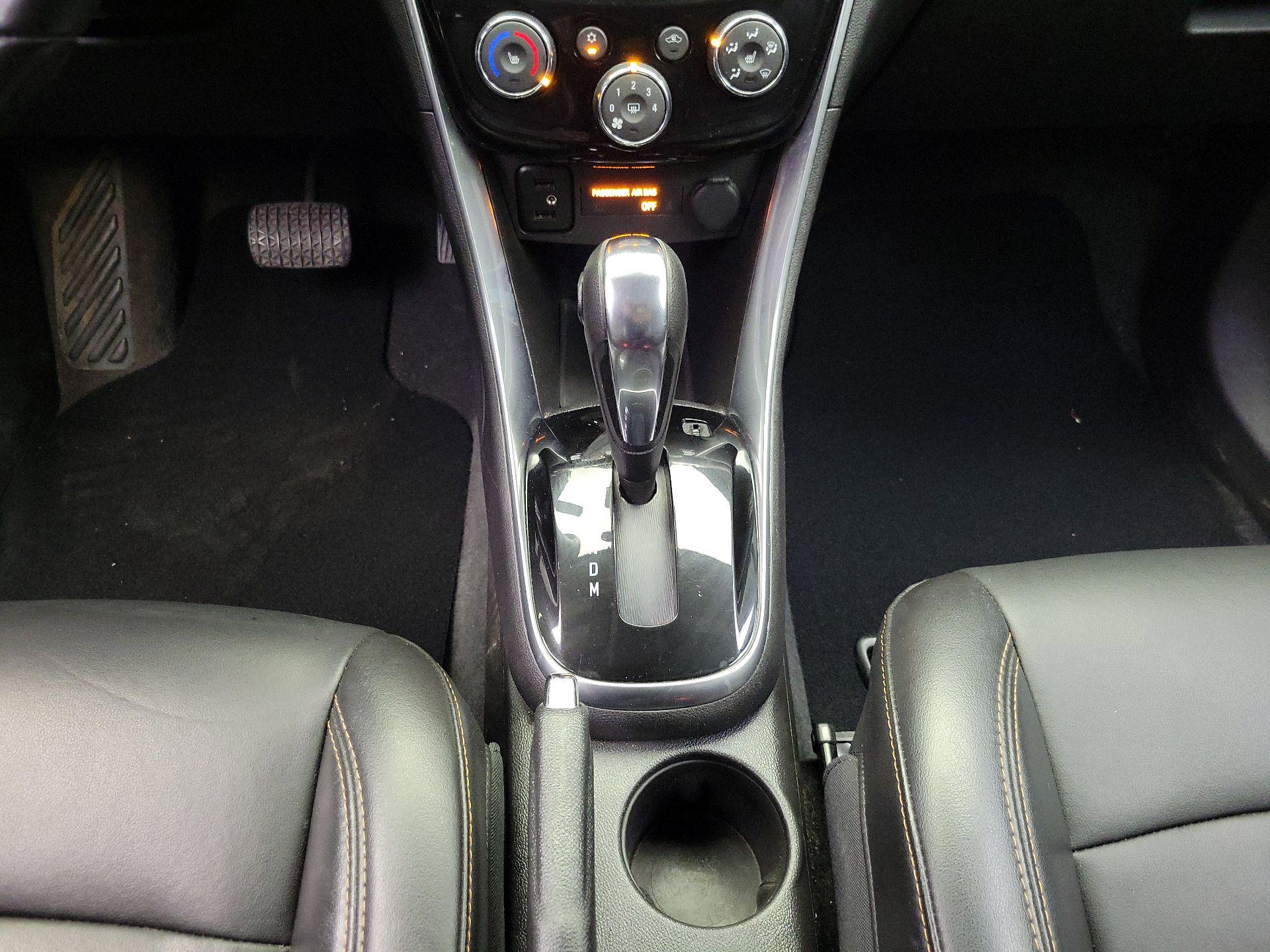 Thumbnail: 2019 Chevrolet Trax - 17
