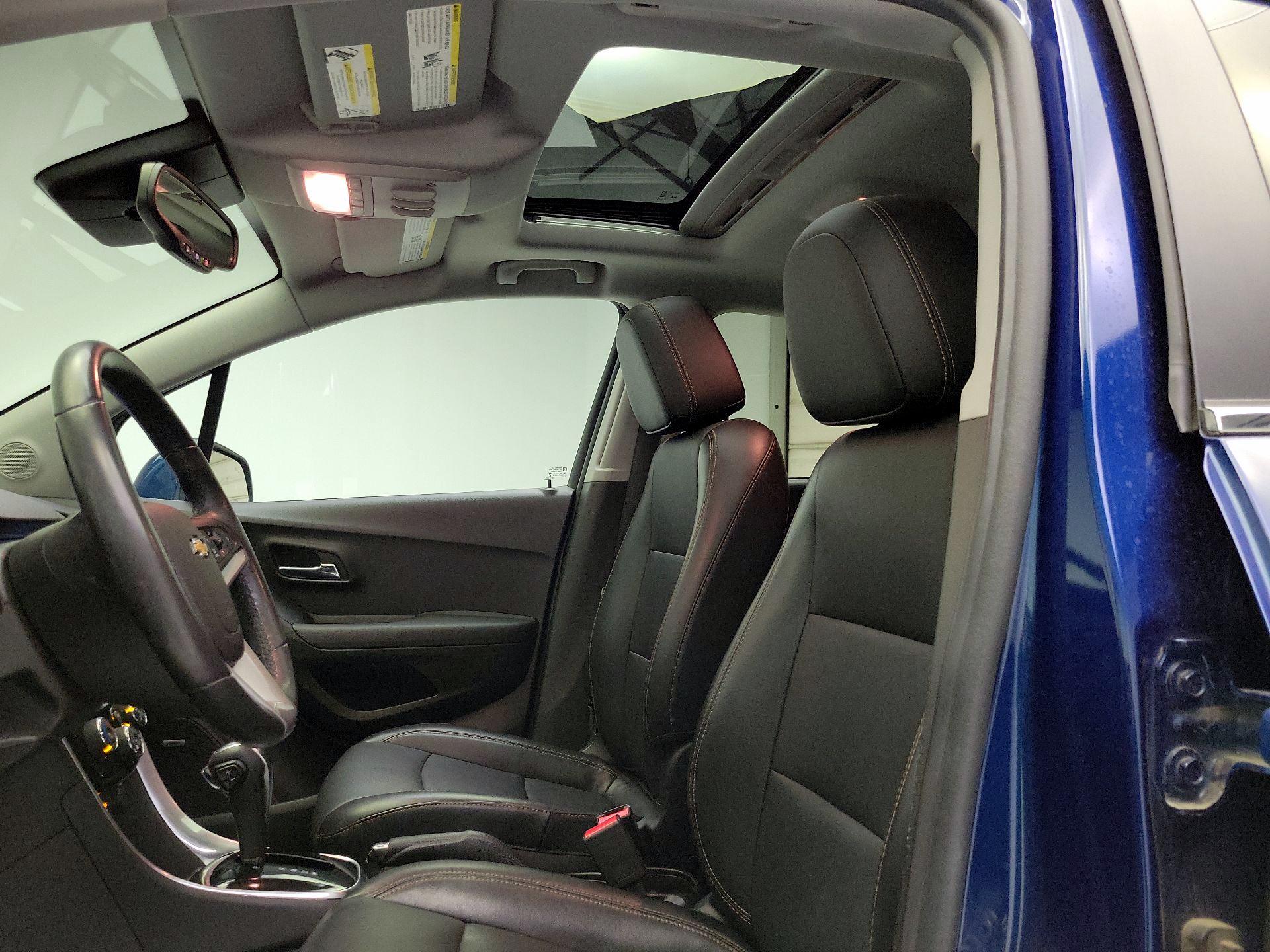 Thumbnail: 2019 Chevrolet Trax - 19
