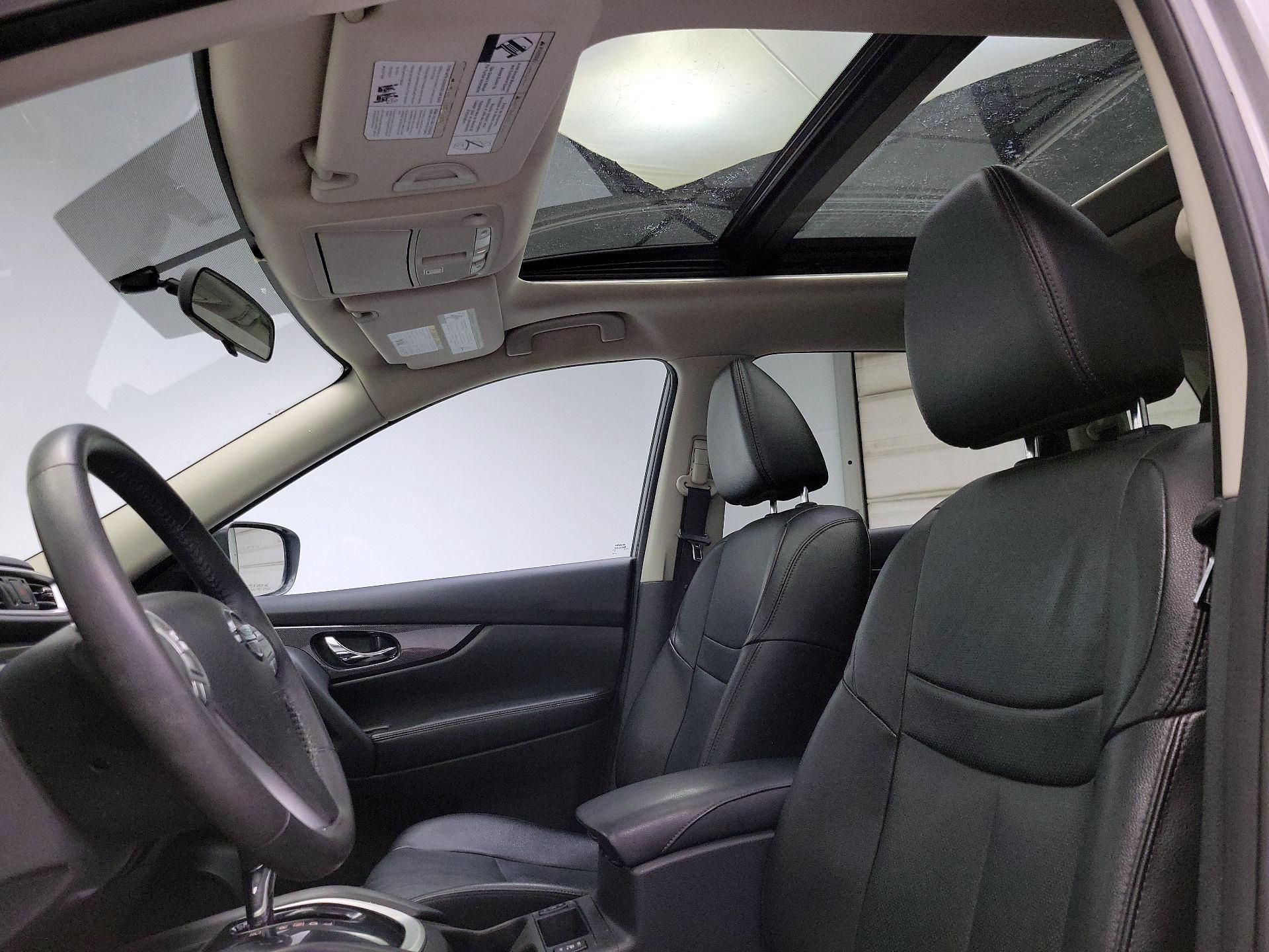 Thumbnail: 2016 Nissan Rogue - 20