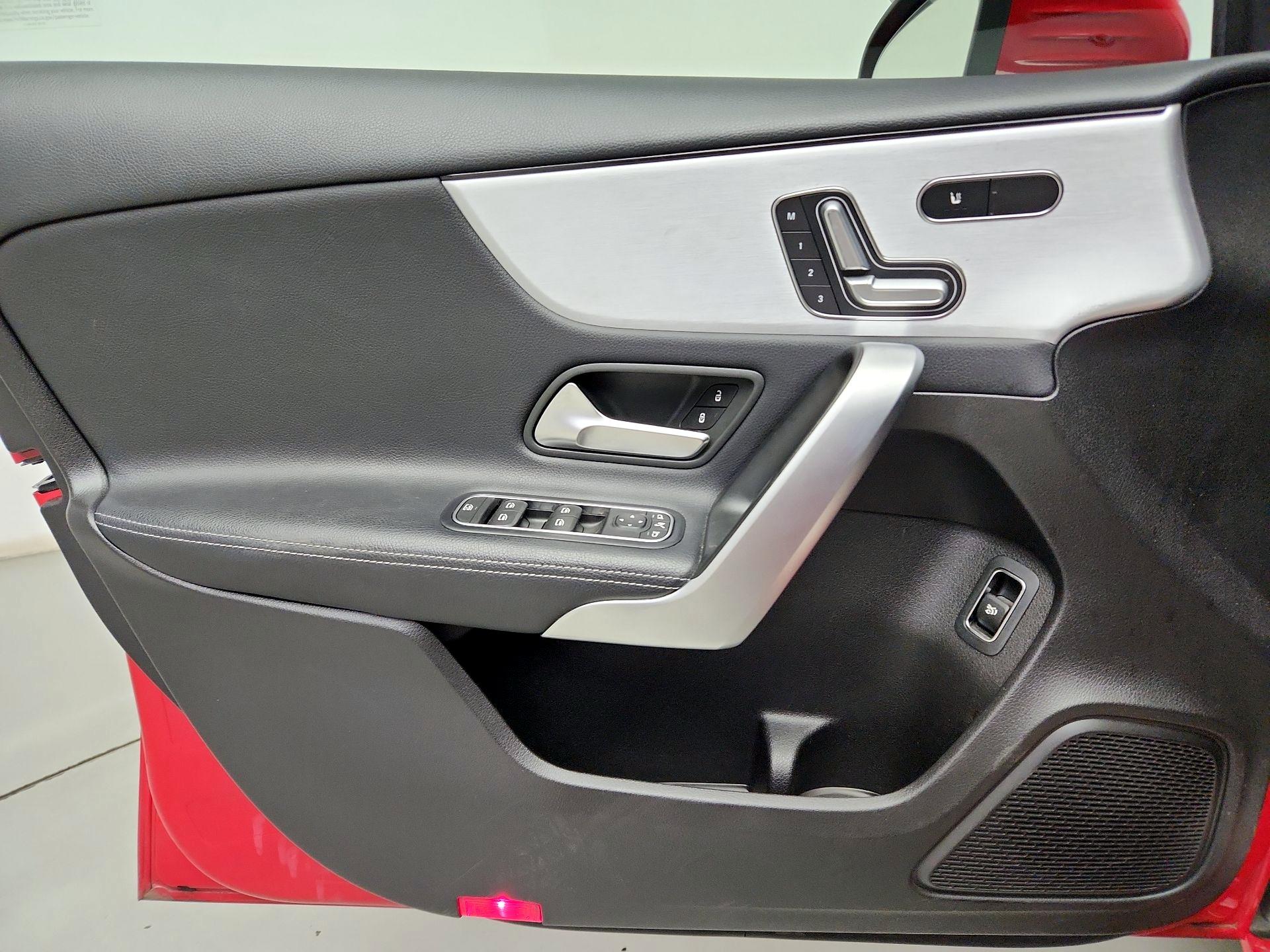 Thumbnail: 2019 Mercedes-Benz A-Class - 12
