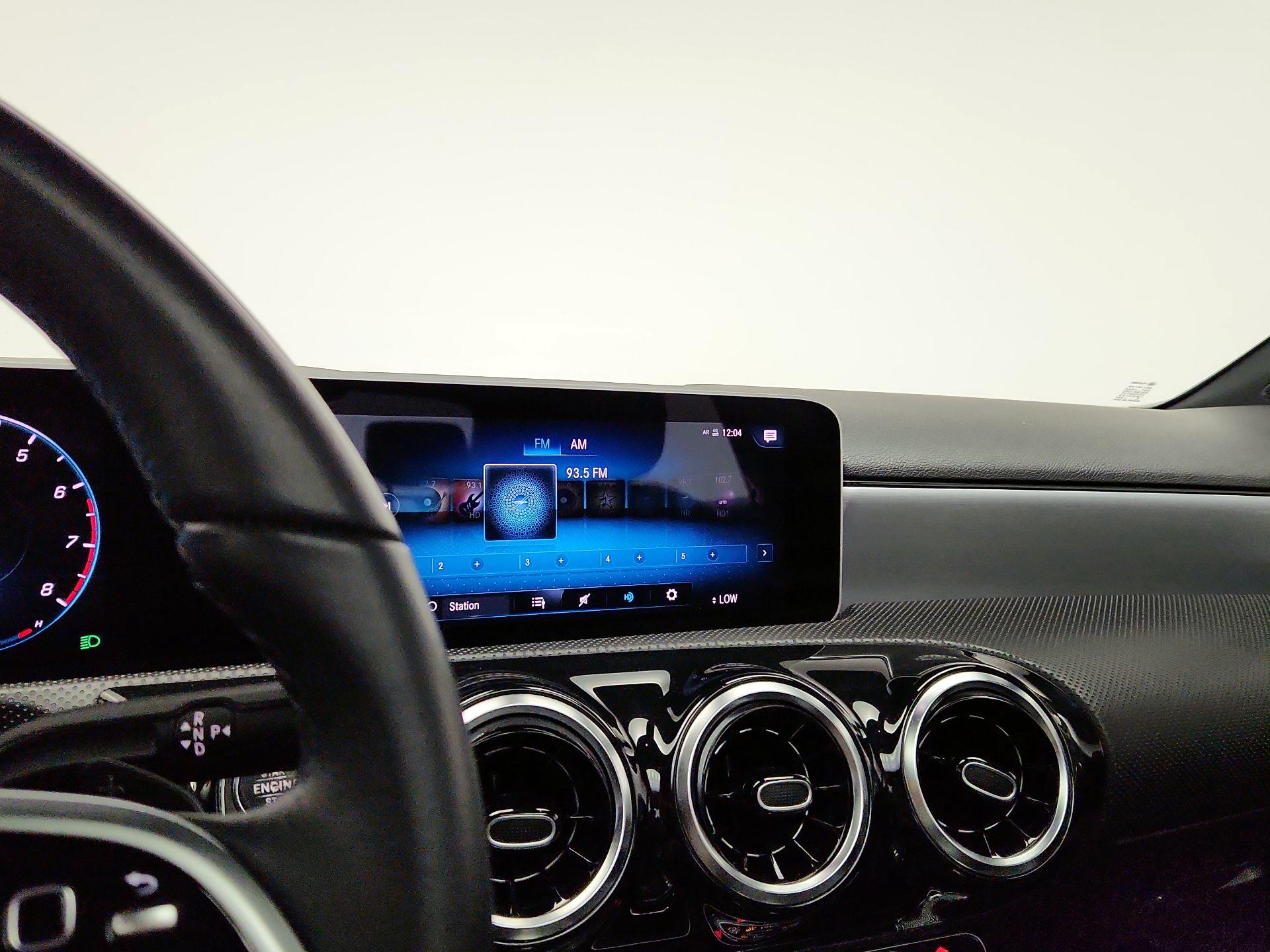 Thumbnail: 2019 Mercedes-Benz A-Class - 15