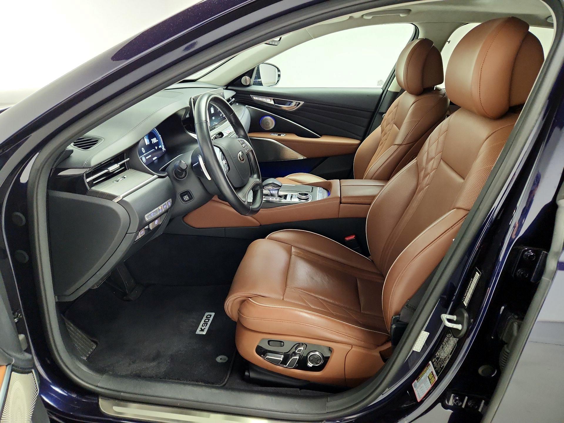 Thumbnail: 2019 Kia K900 - 11