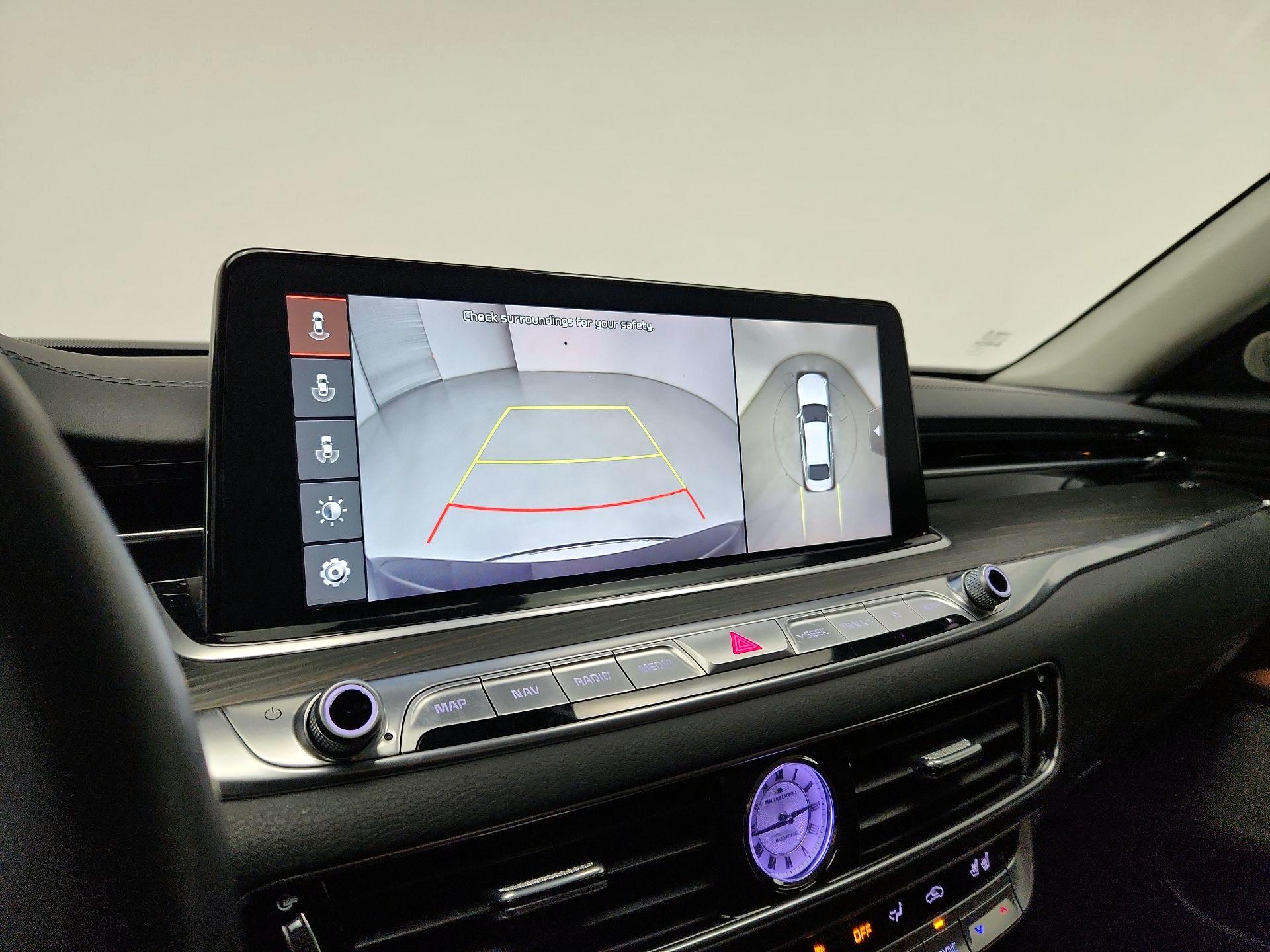 Thumbnail: 2019 Kia K900 - 15