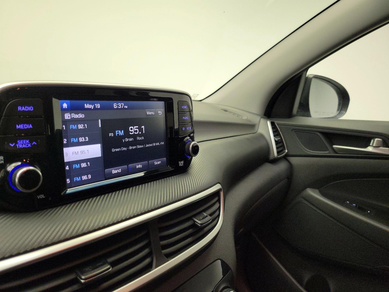 2019 Hyundai Tucson SE - Photo 16