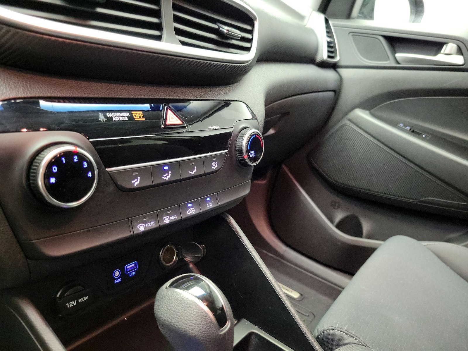 2019 Hyundai Tucson SE - Photo 17