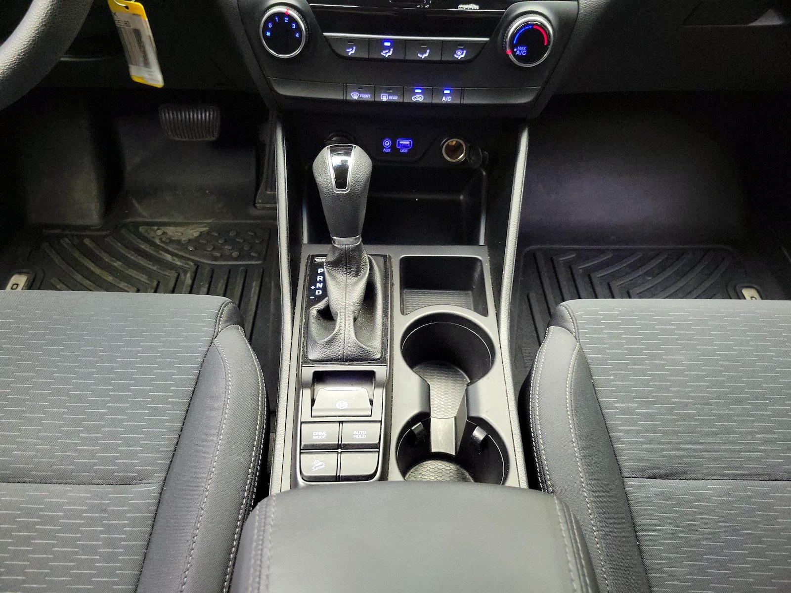 2019 Hyundai Tucson SE - Photo 18