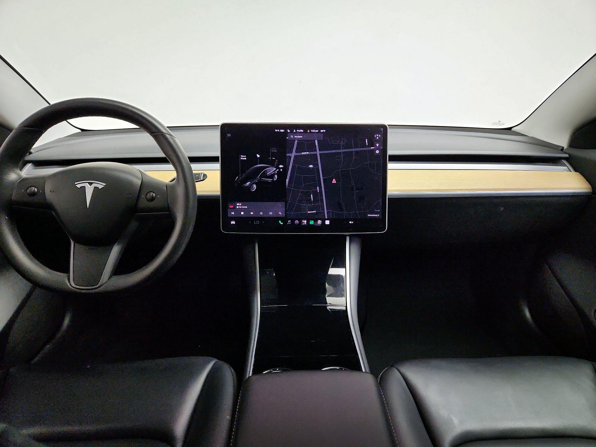 Thumbnail: 2020 Tesla Model 3 - 9