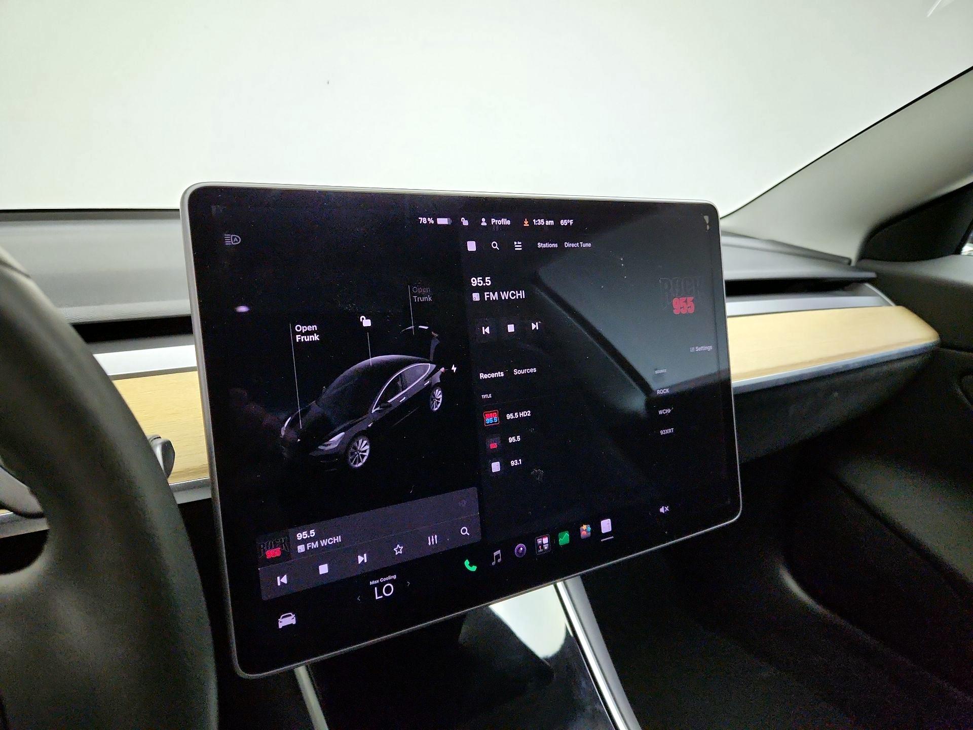 Thumbnail: 2020 Tesla Model 3 - 15