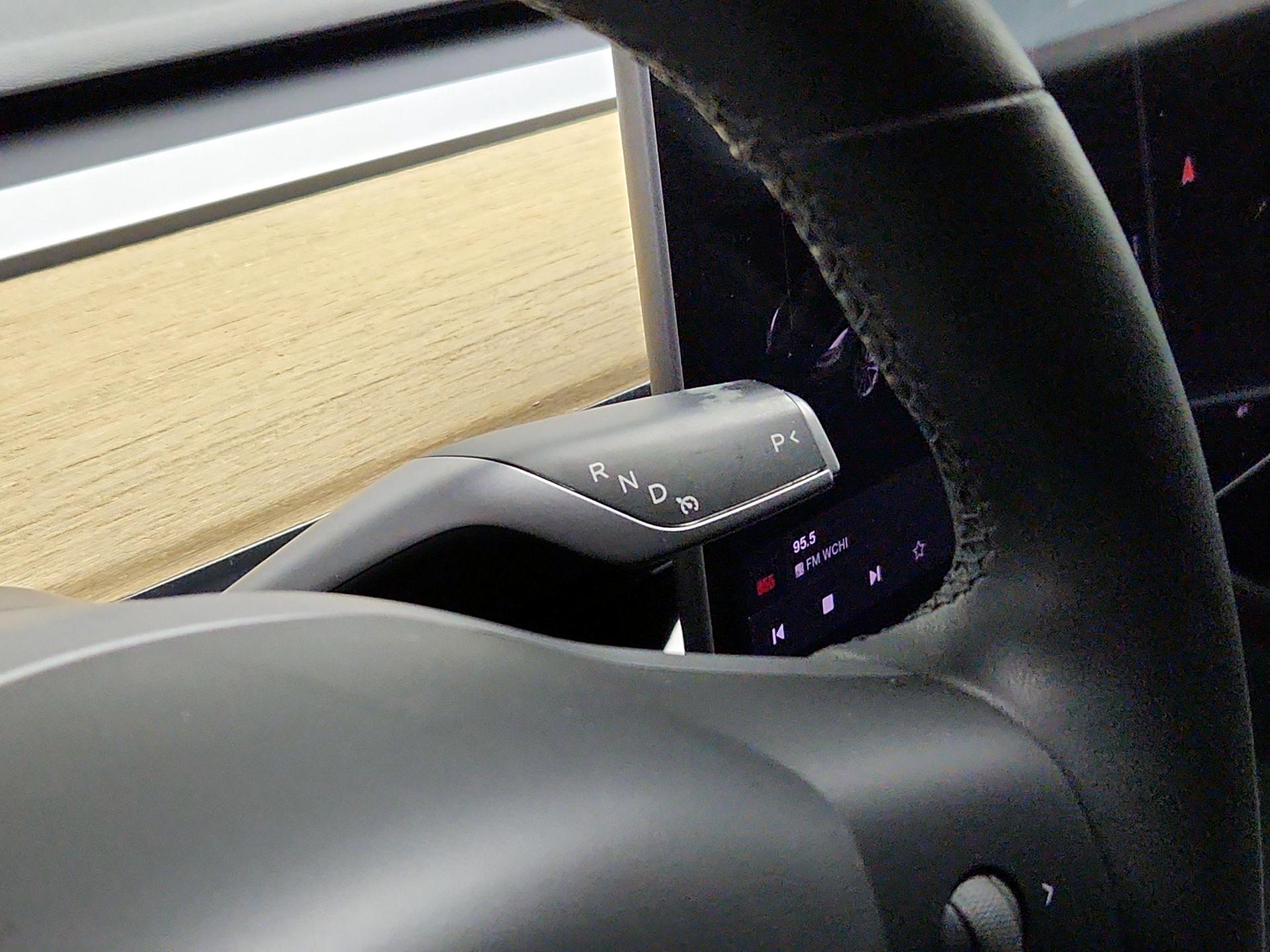 Thumbnail: 2020 Tesla Model 3 - 17