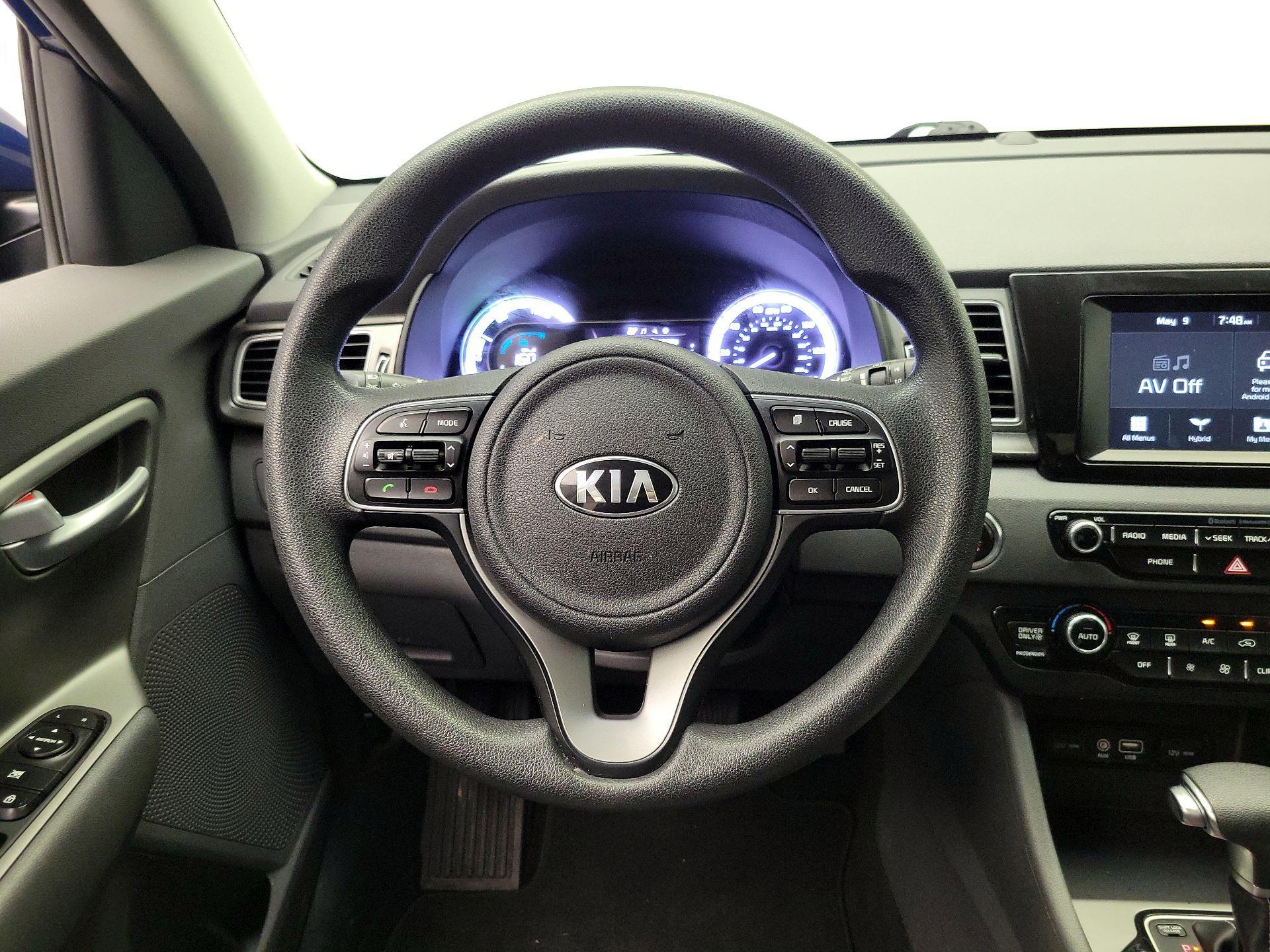 Thumbnail: 2019 Kia Niro - 10
