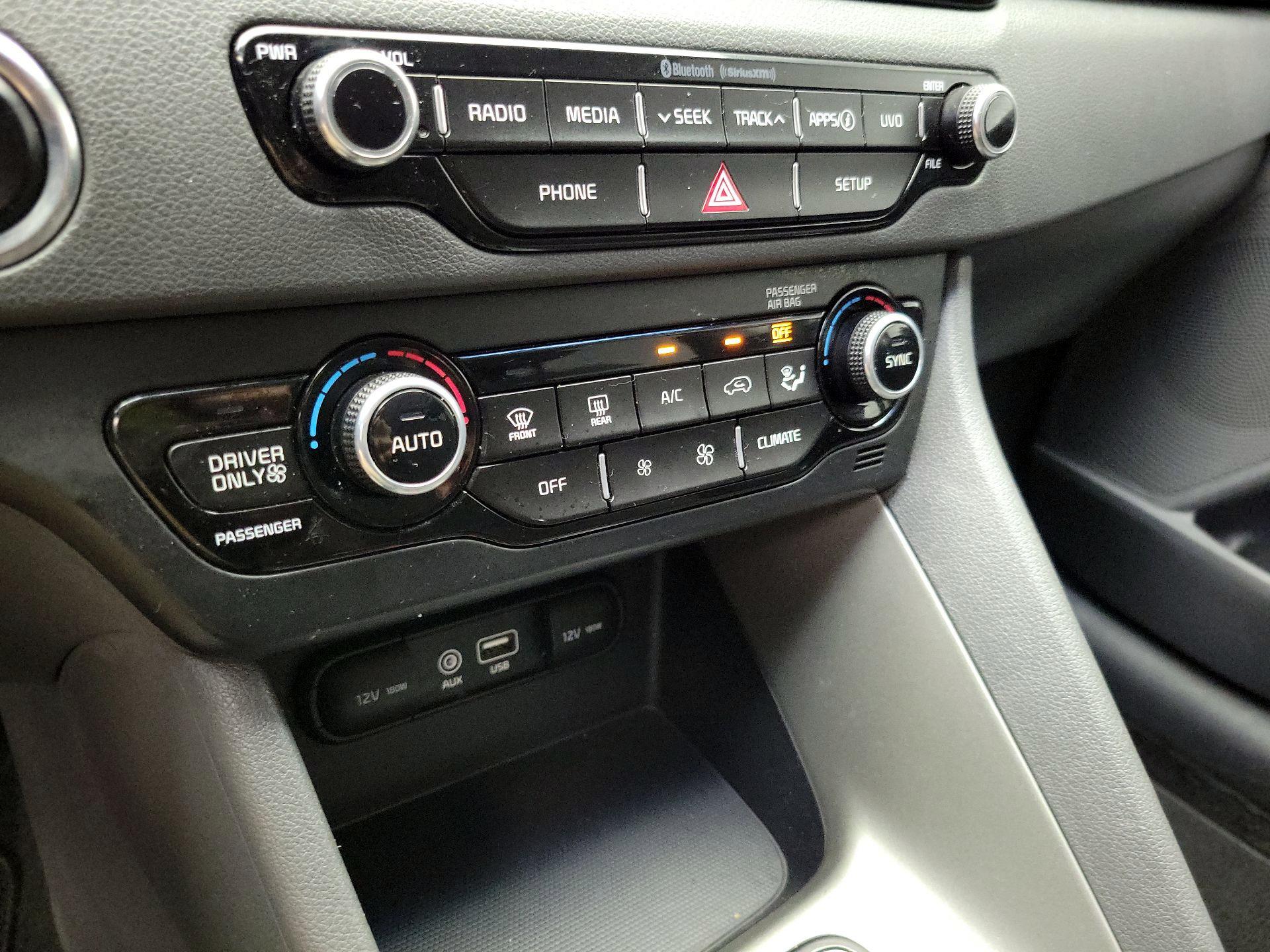Thumbnail: 2019 Kia Niro - 15