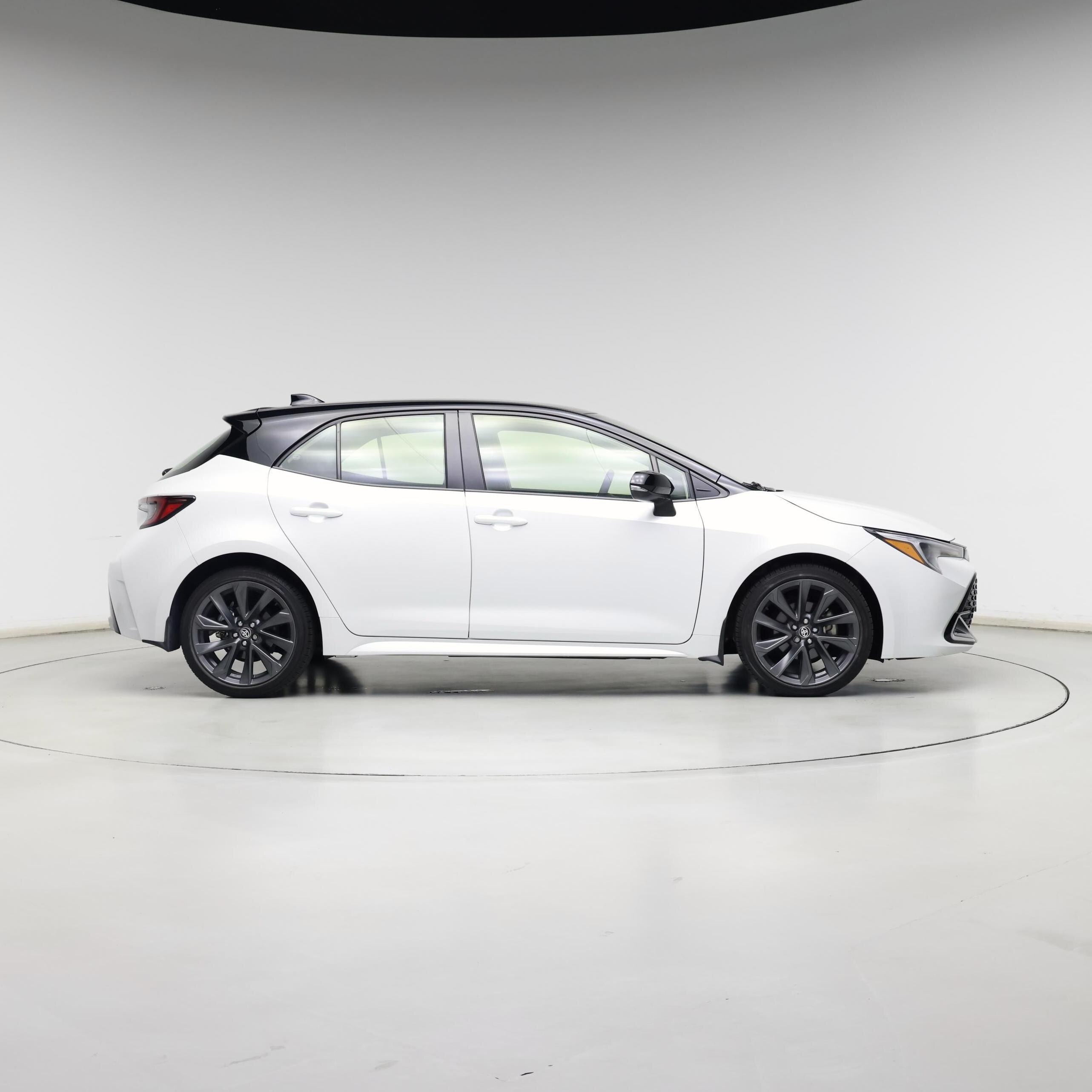 Thumbnail: 2023 Toyota Corolla - 7