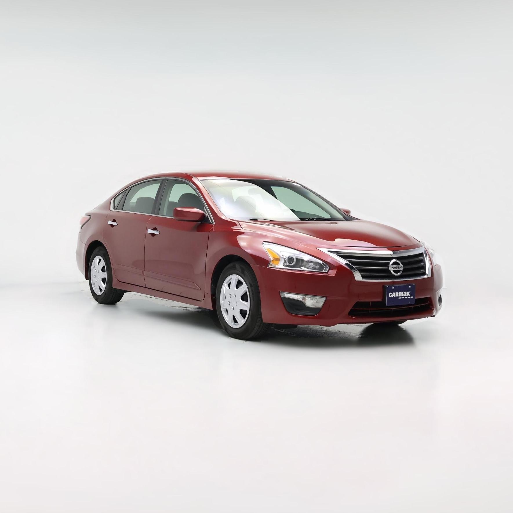 Thumbnail: 2015 Nissan Altima - 1