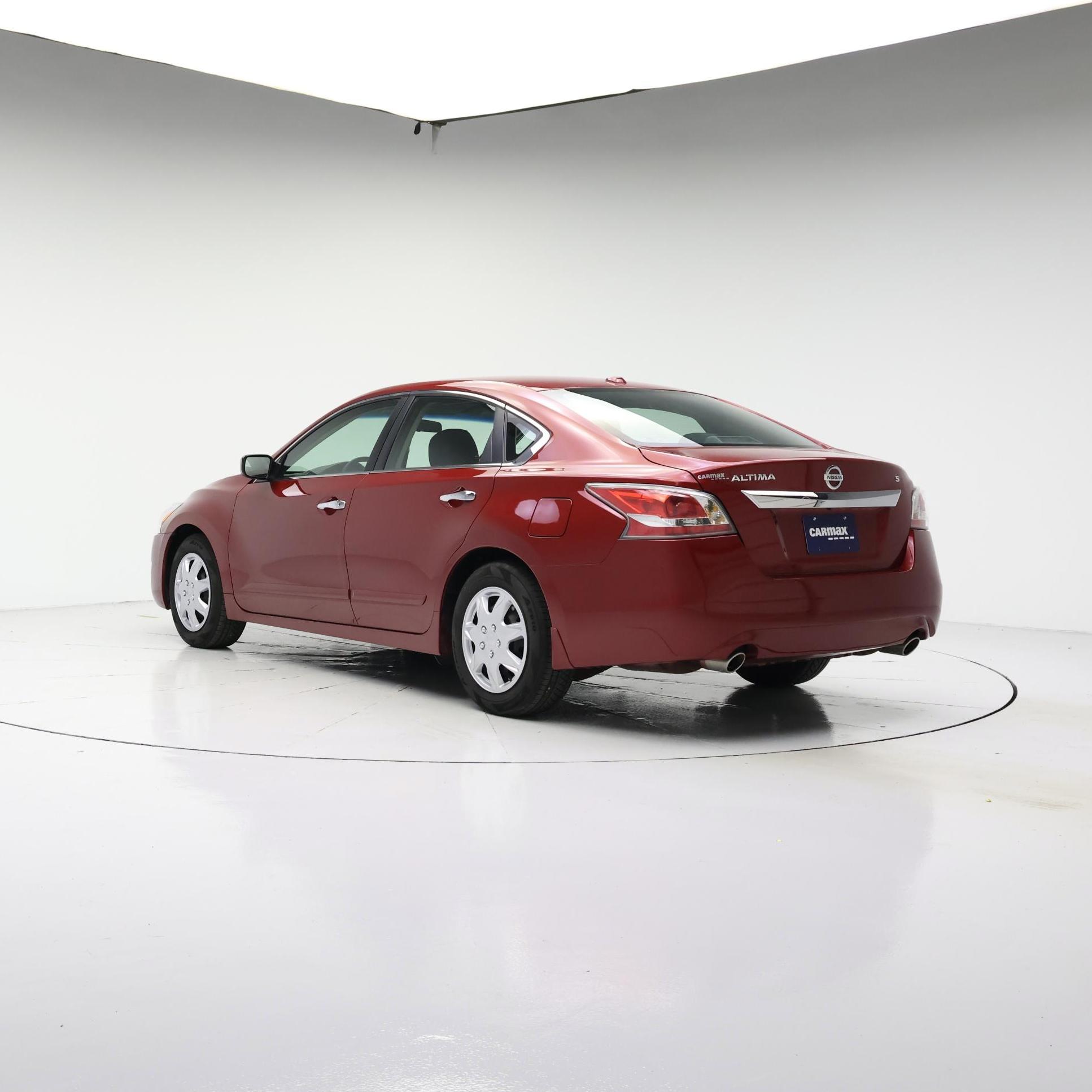 Thumbnail: 2015 Nissan Altima - 2