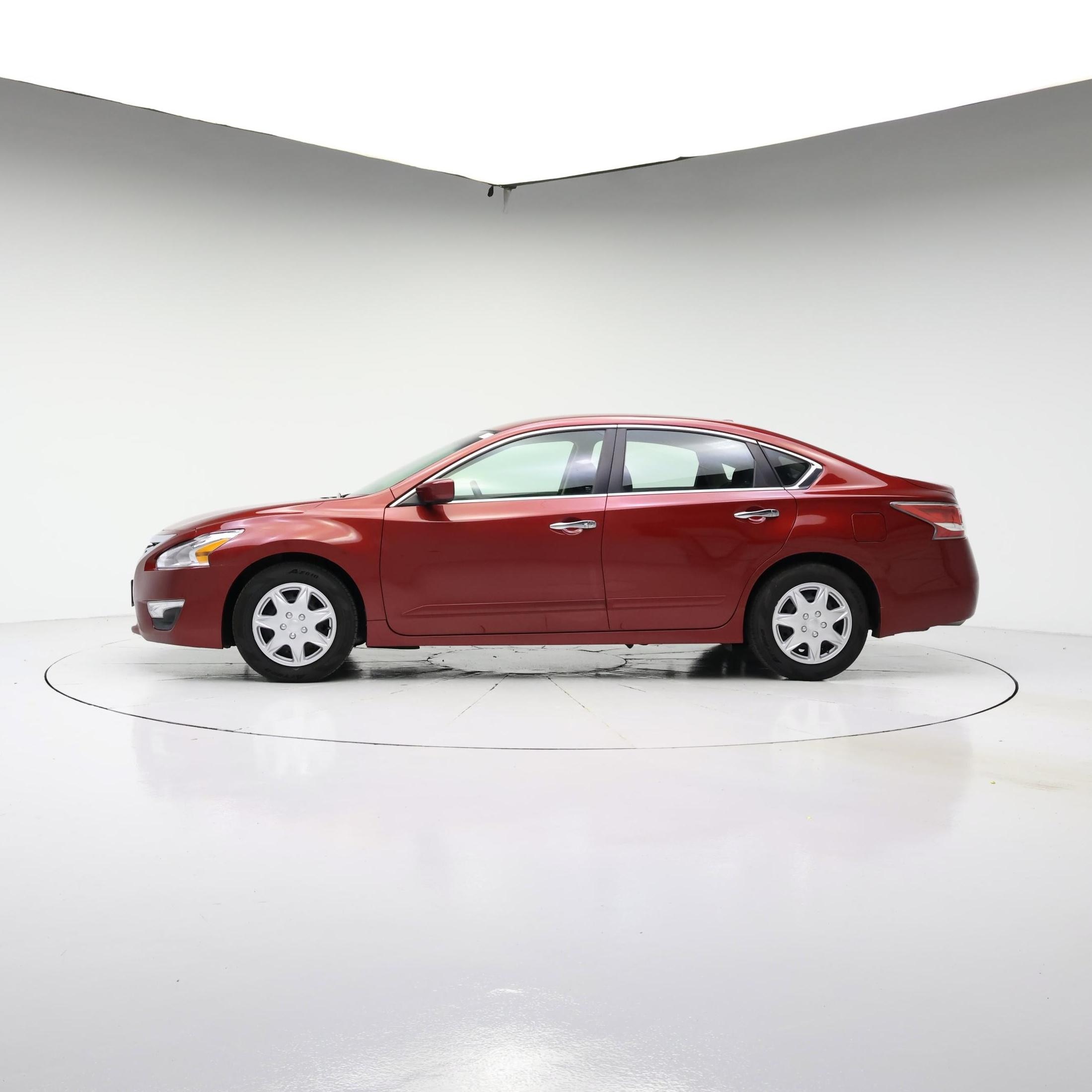 Thumbnail: 2015 Nissan Altima - 3