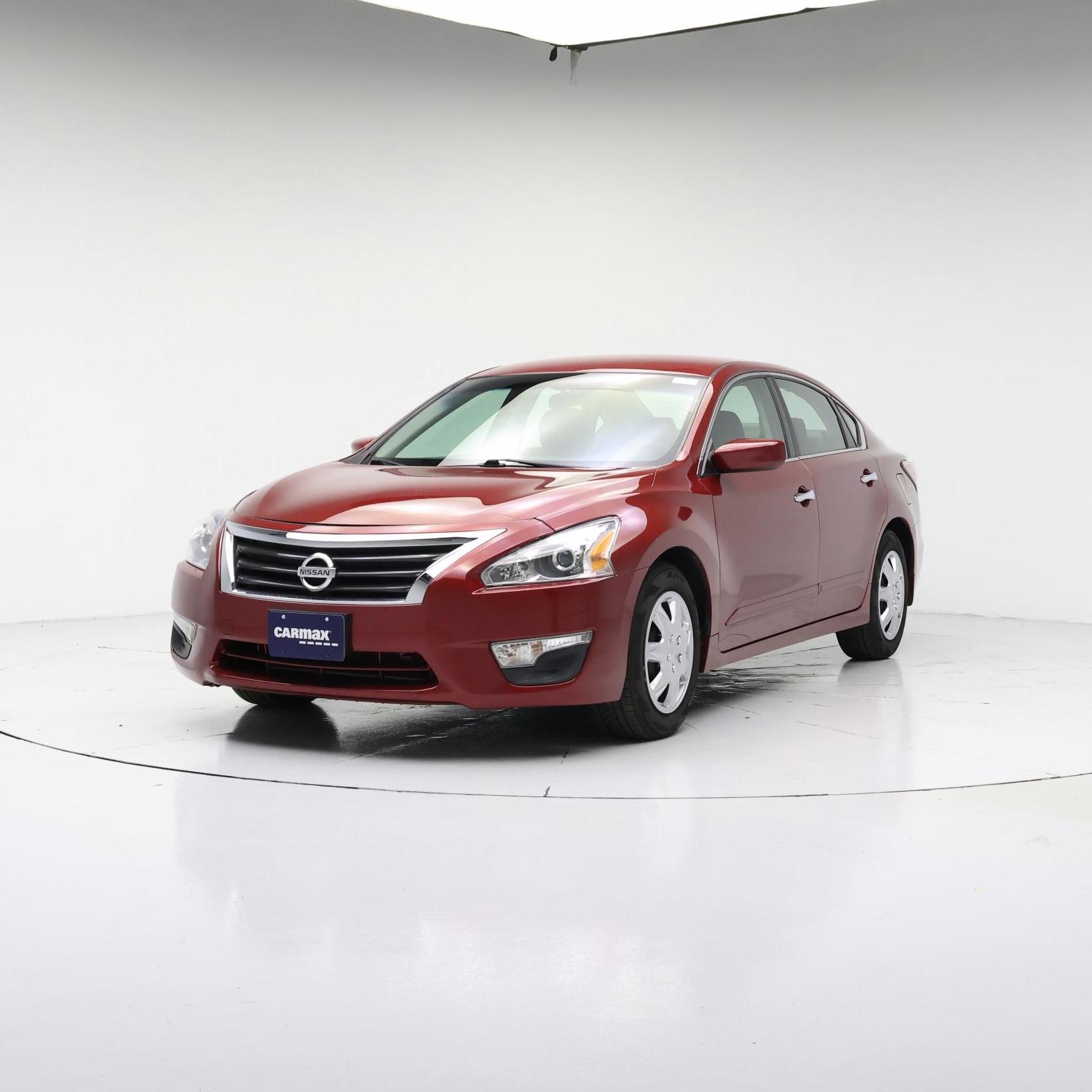 Thumbnail: 2015 Nissan Altima - 4