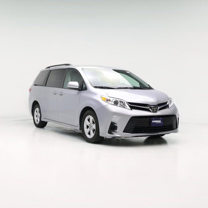 2018 Toyota Sienna LE