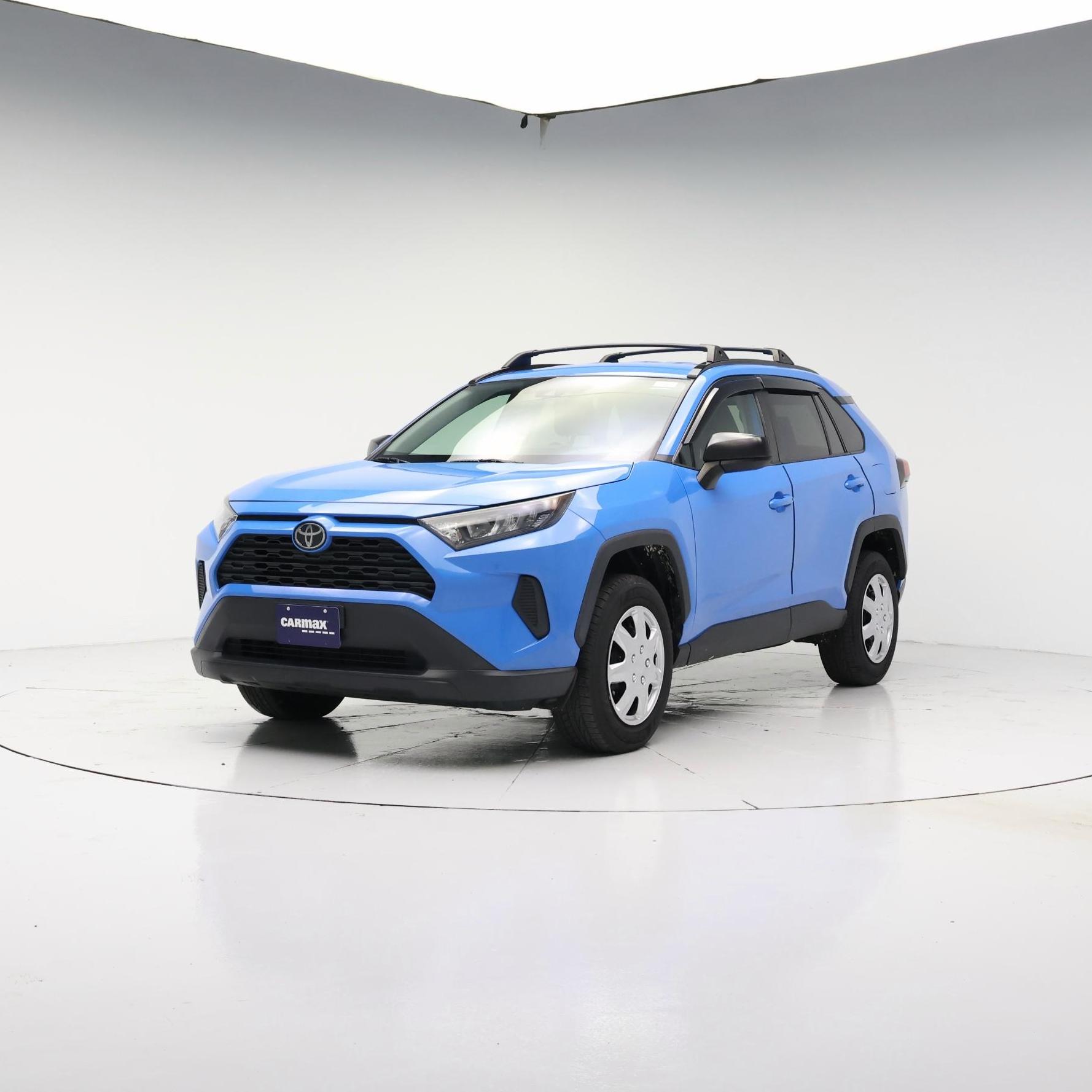 Thumbnail: 2019 Toyota RAV4 - 4