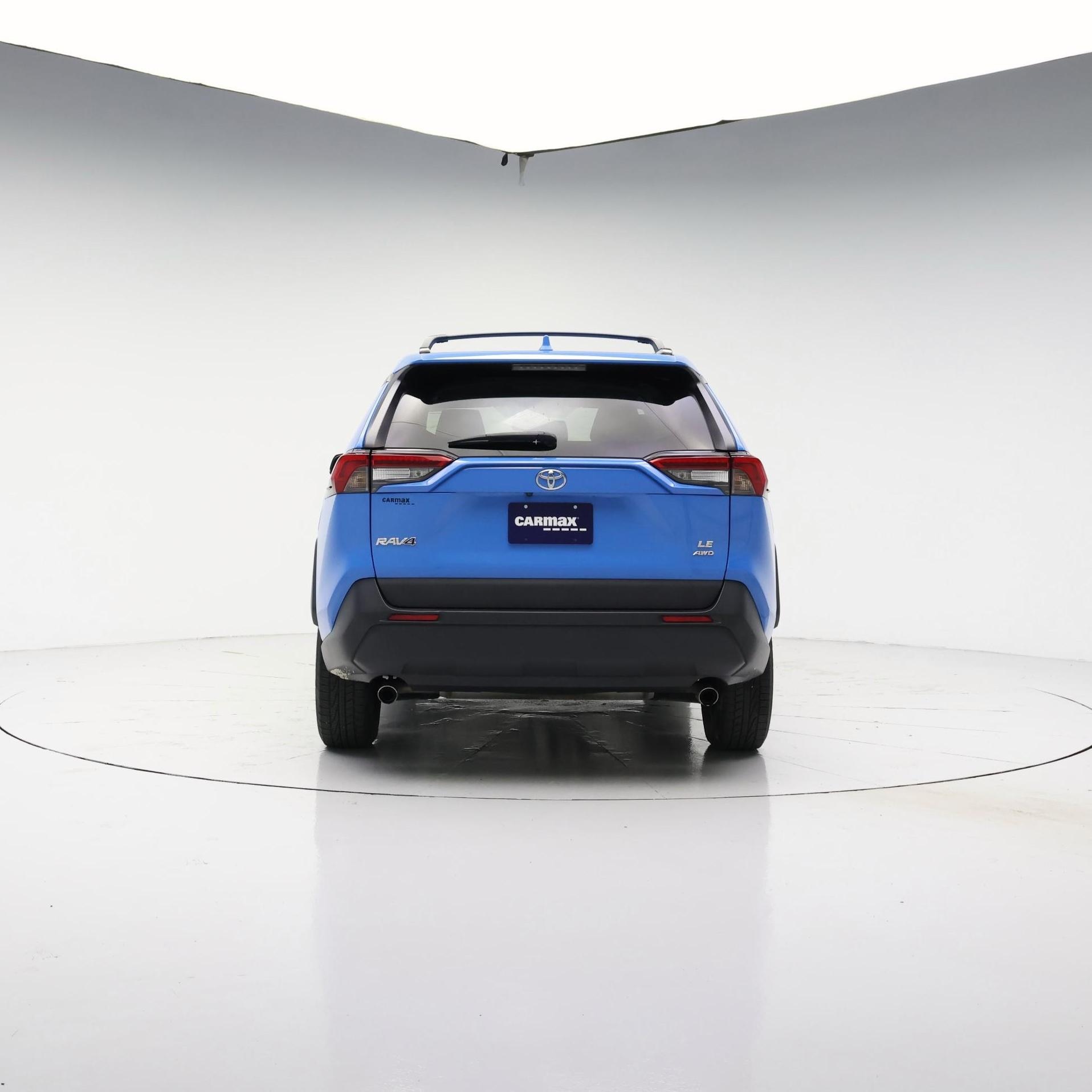 Thumbnail: 2019 Toyota RAV4 - 6
