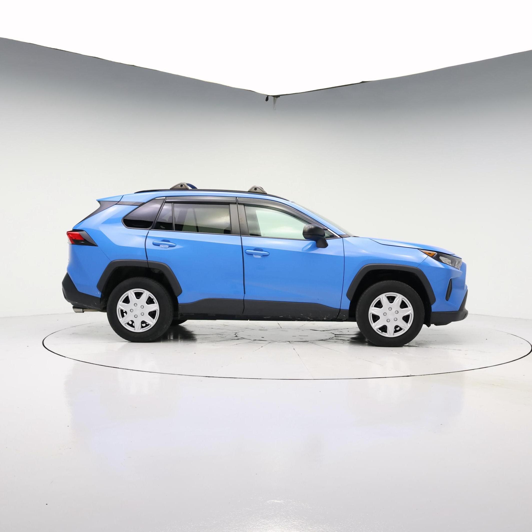 Thumbnail: 2019 Toyota RAV4 - 7