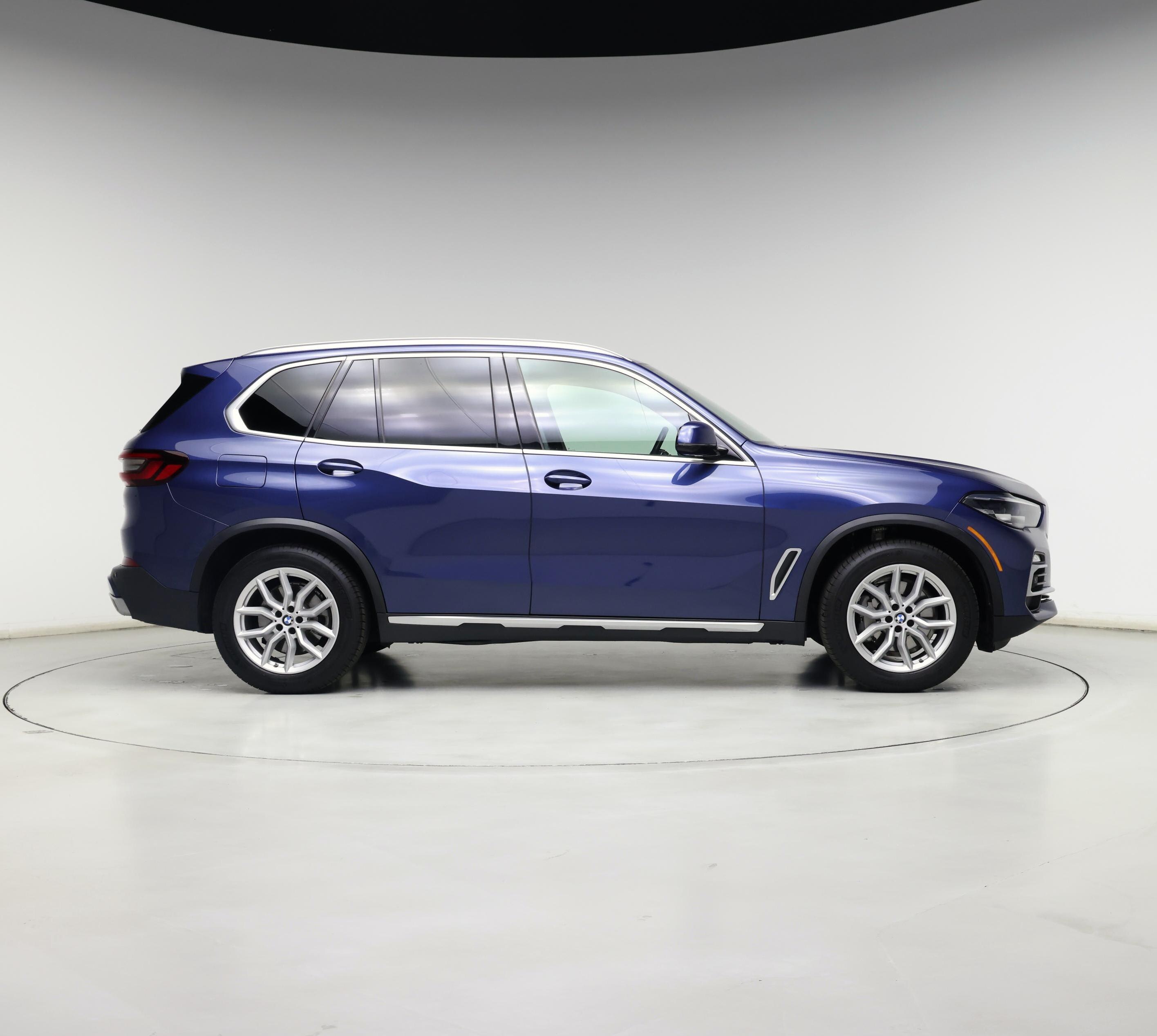 Thumbnail: 2021 BMW X5 - 7