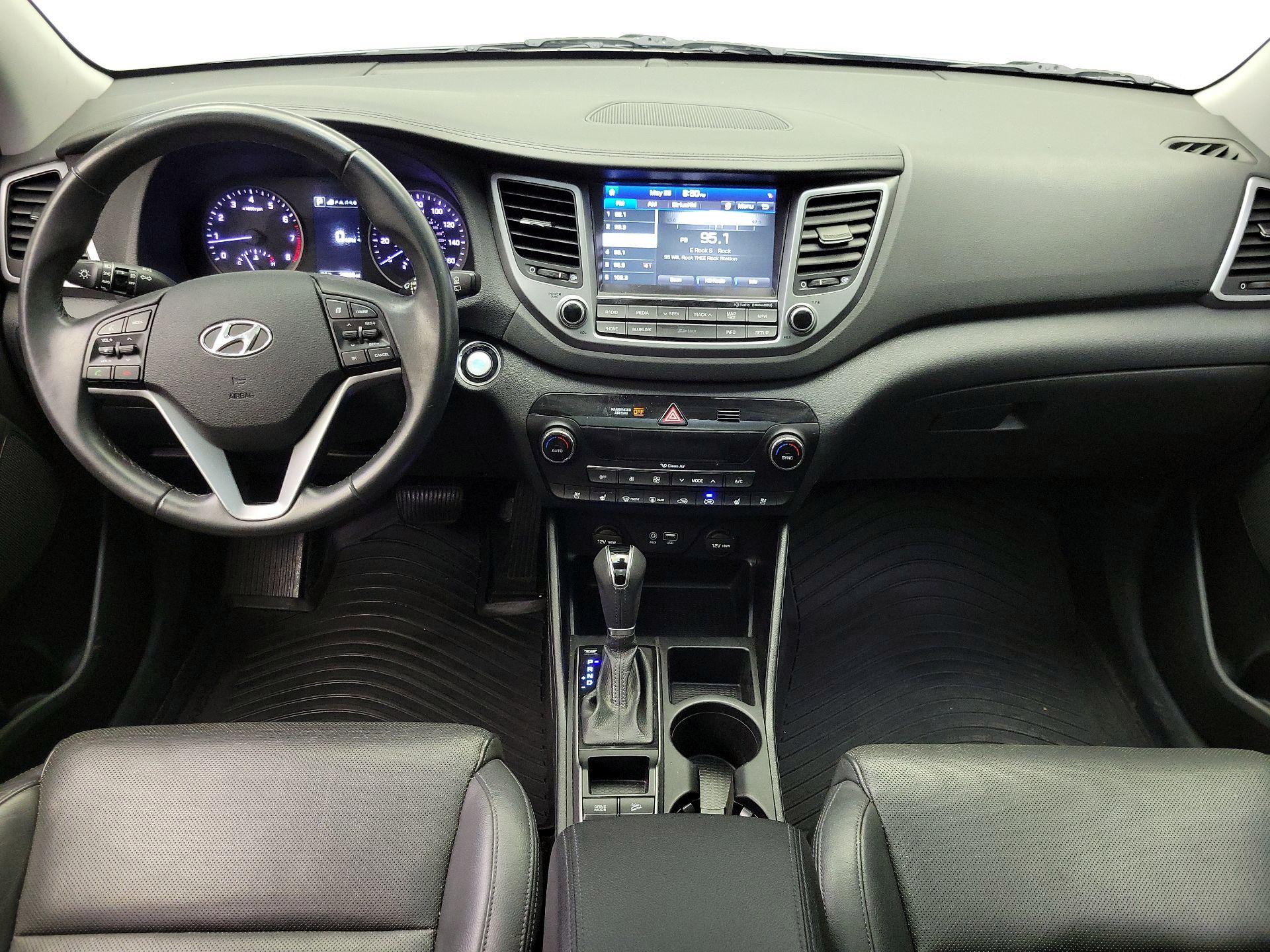 Thumbnail: 2016 Hyundai Tucson - 9
