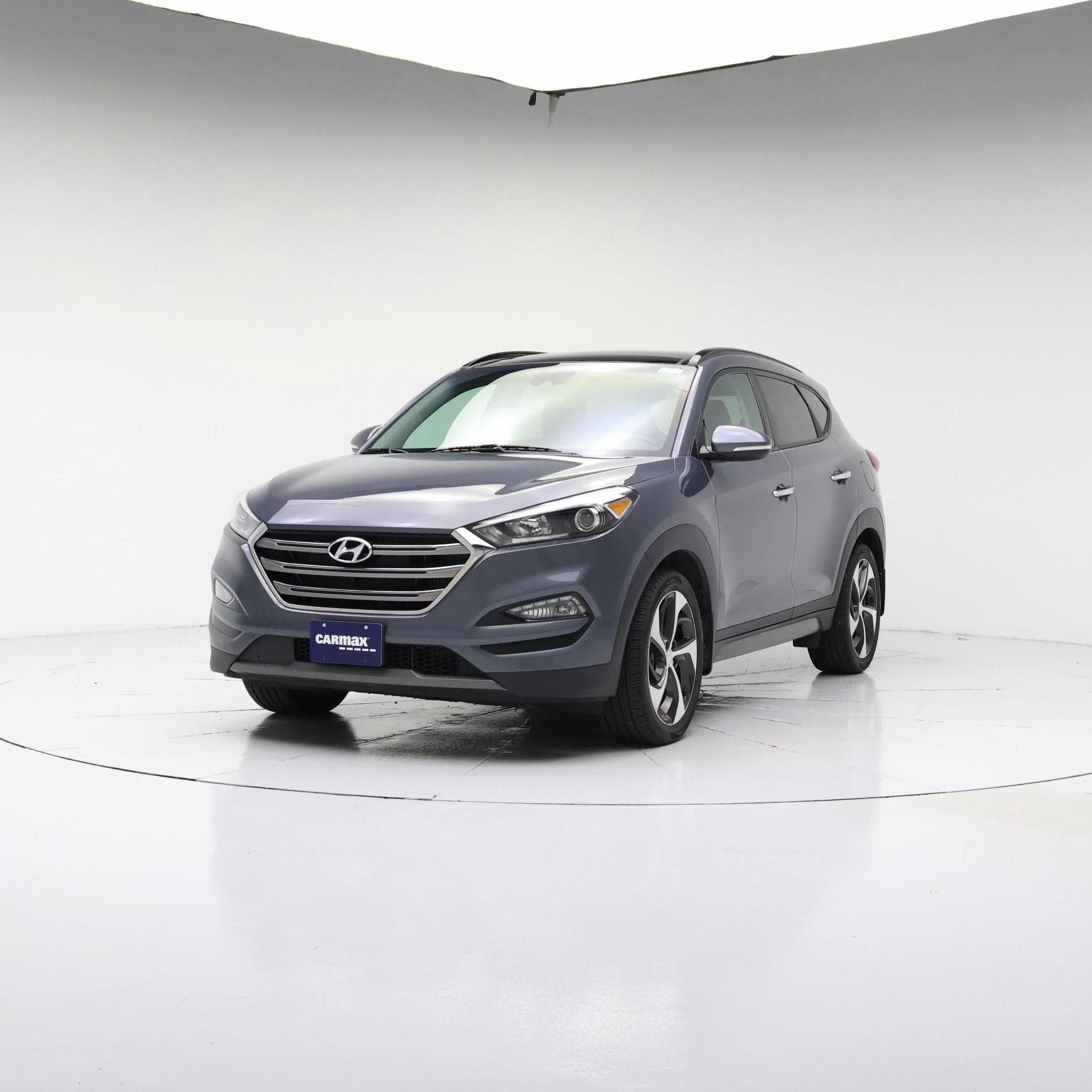 Thumbnail: 2016 Hyundai Tucson - 4