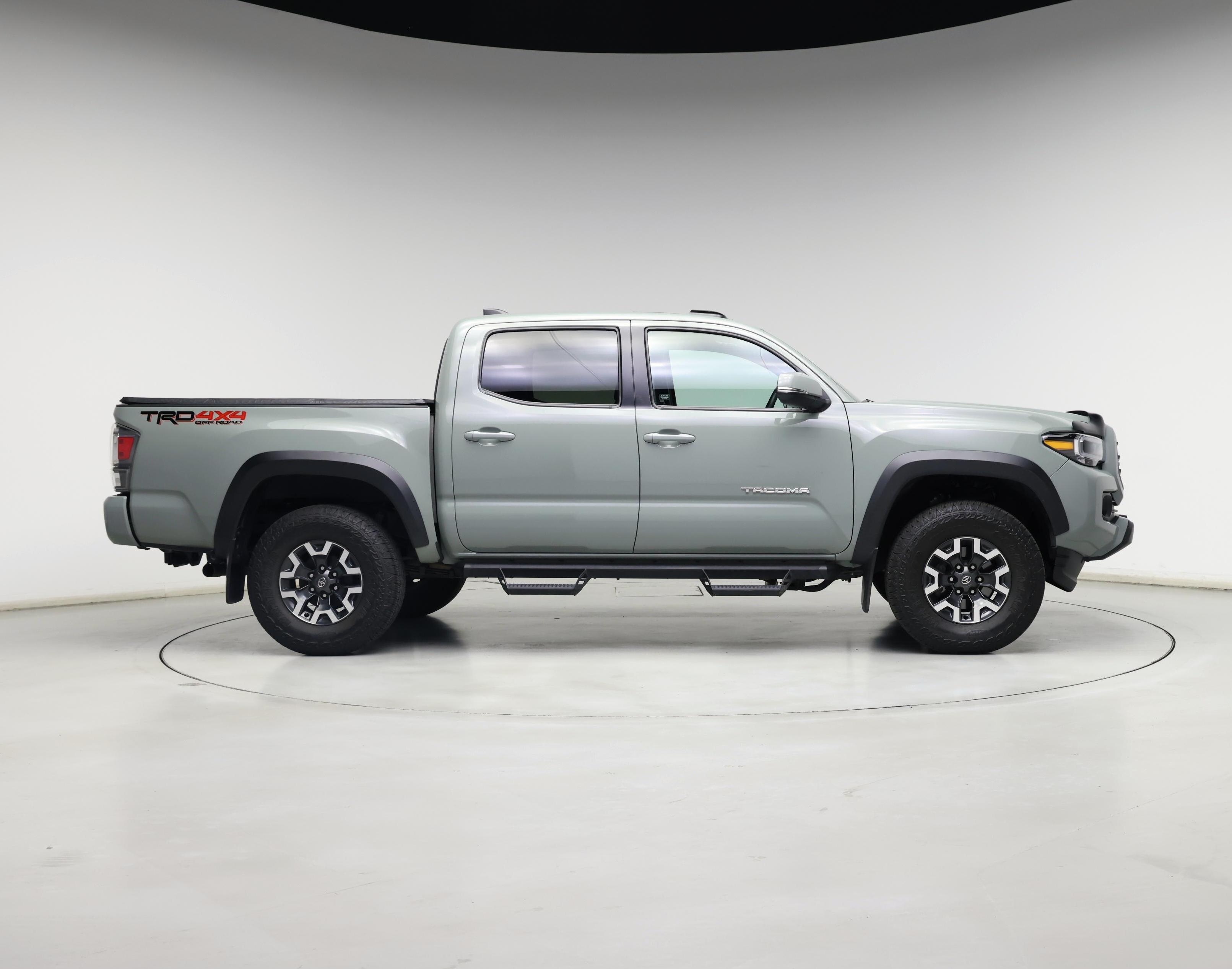 Thumbnail: 2022 Toyota Tacoma - 7