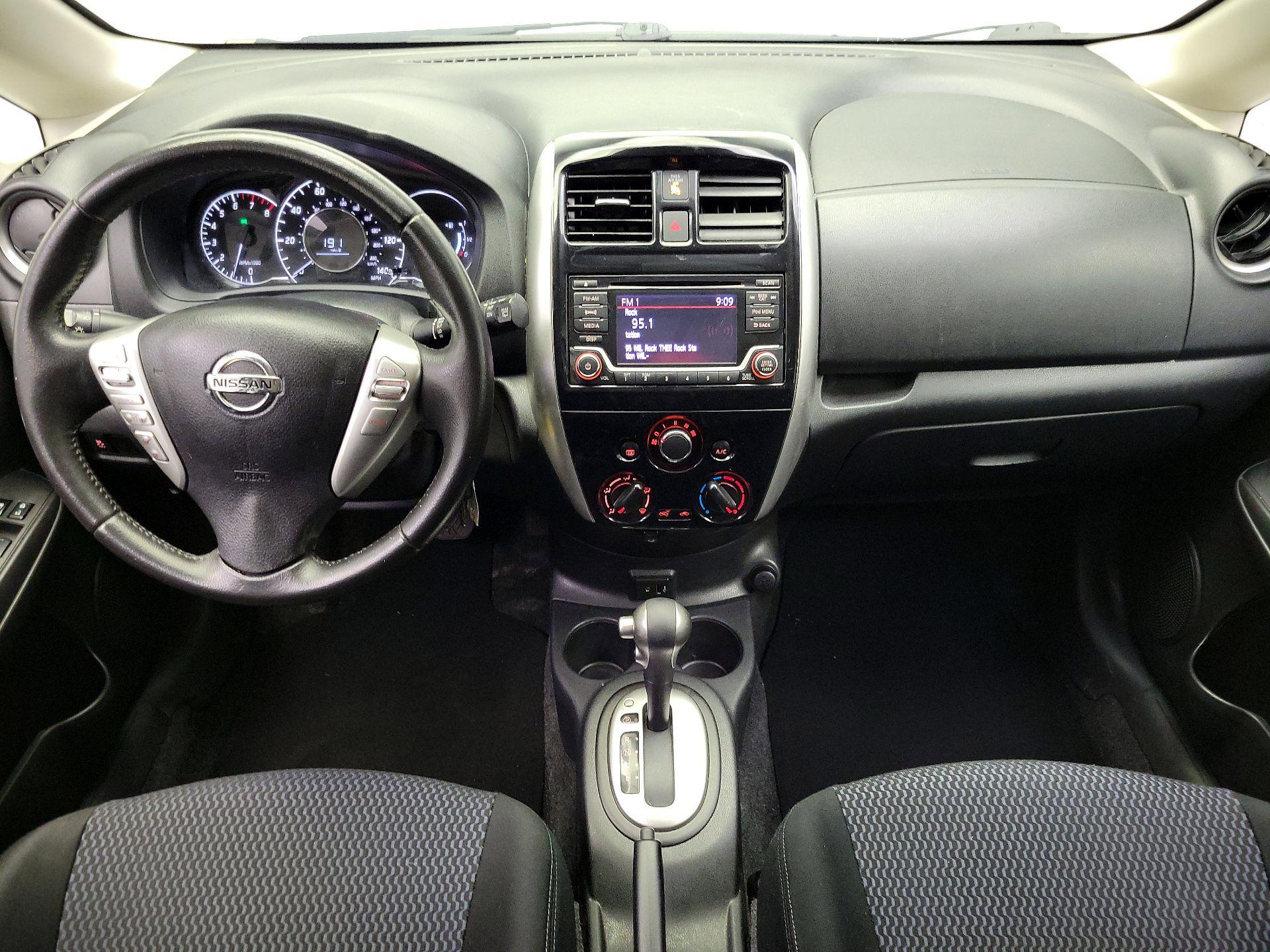 Thumbnail: 2017 Nissan Versa Note - 9