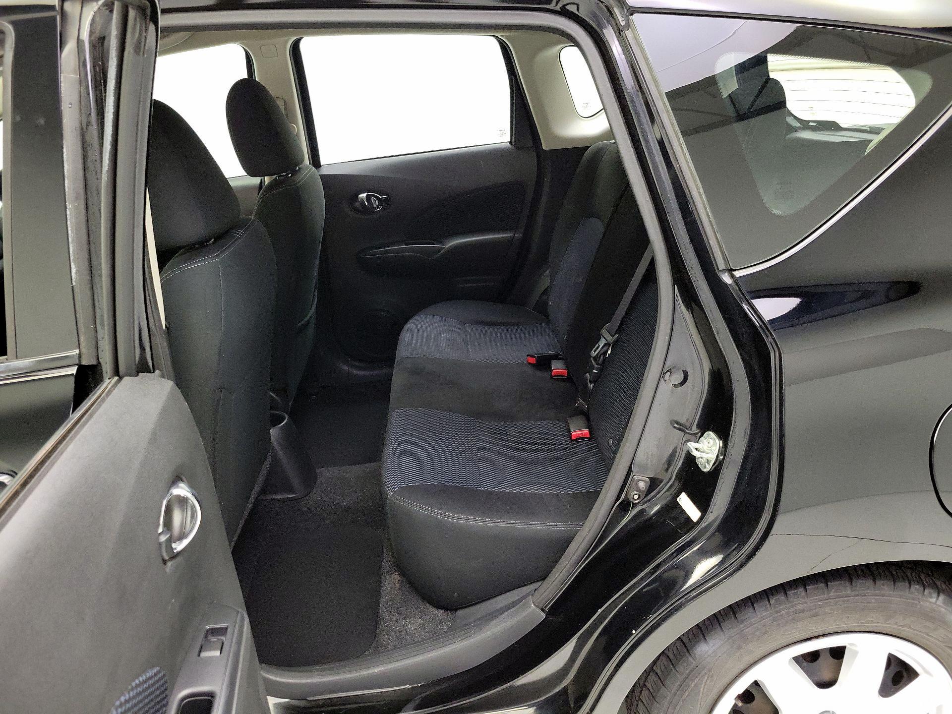 Thumbnail: 2017 Nissan Versa Note - 19