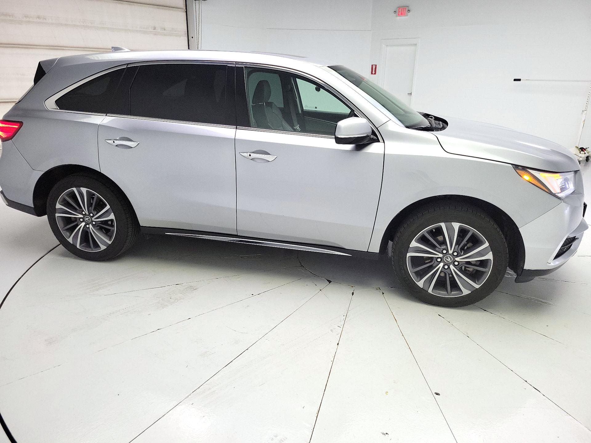 Thumbnail: 2019 Acura MDX - 4
