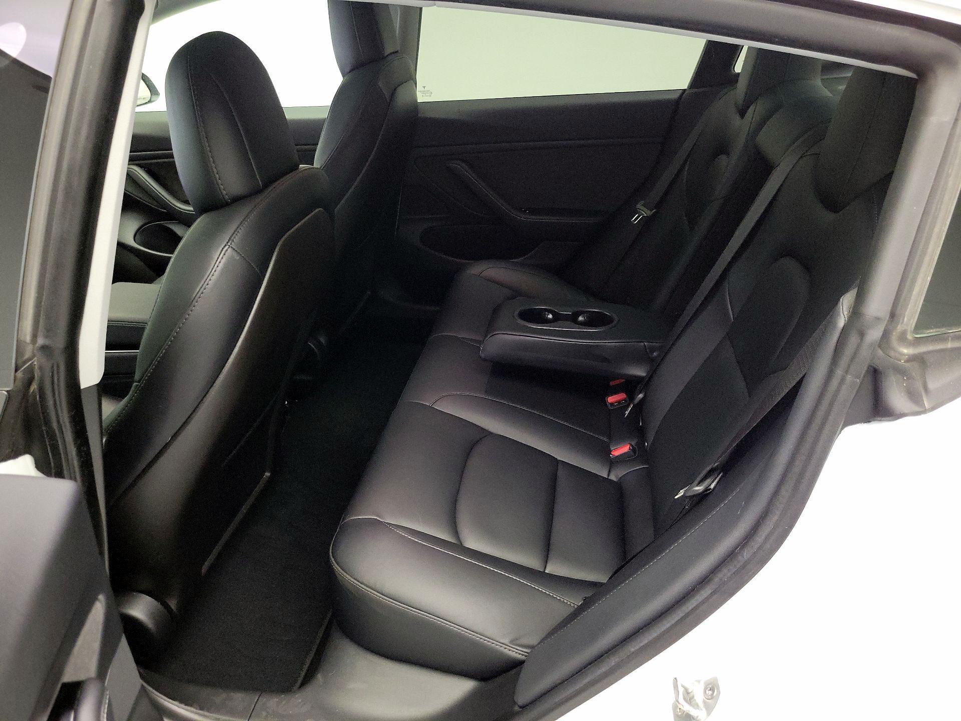 Thumbnail: 2020 Tesla Model 3 - 20