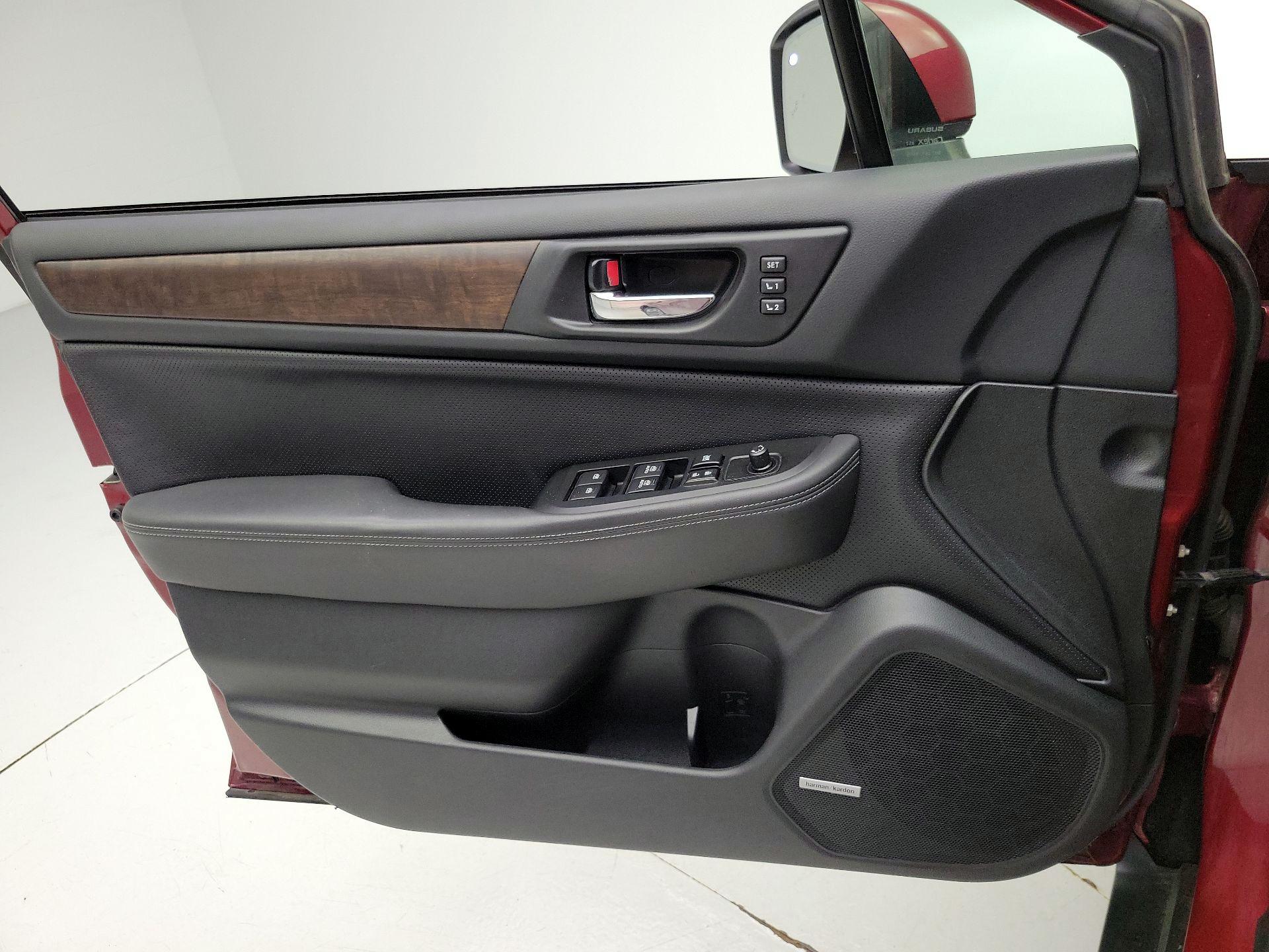 Thumbnail: 2015 Subaru Outback - 12