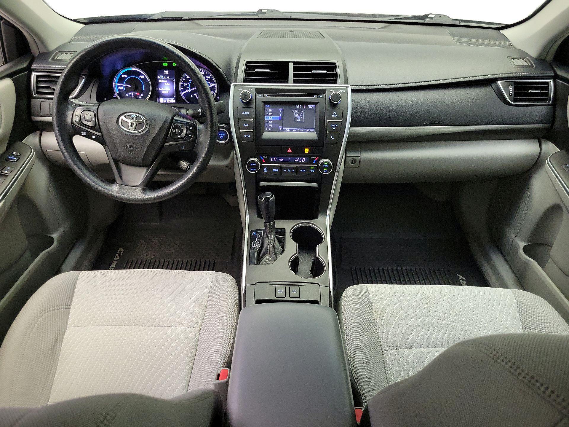 Thumbnail: 2017 Toyota Camry - 9
