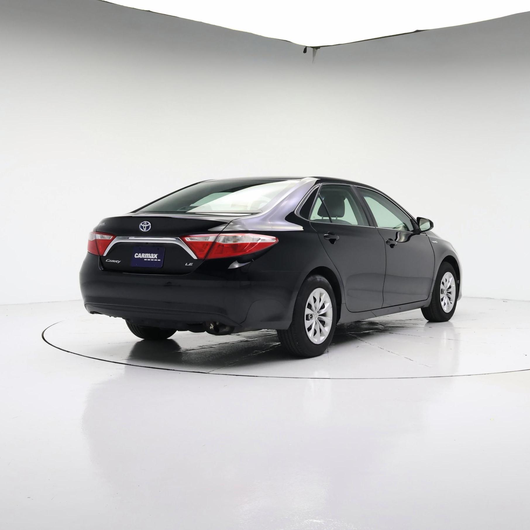 Thumbnail: 2017 Toyota Camry - 8