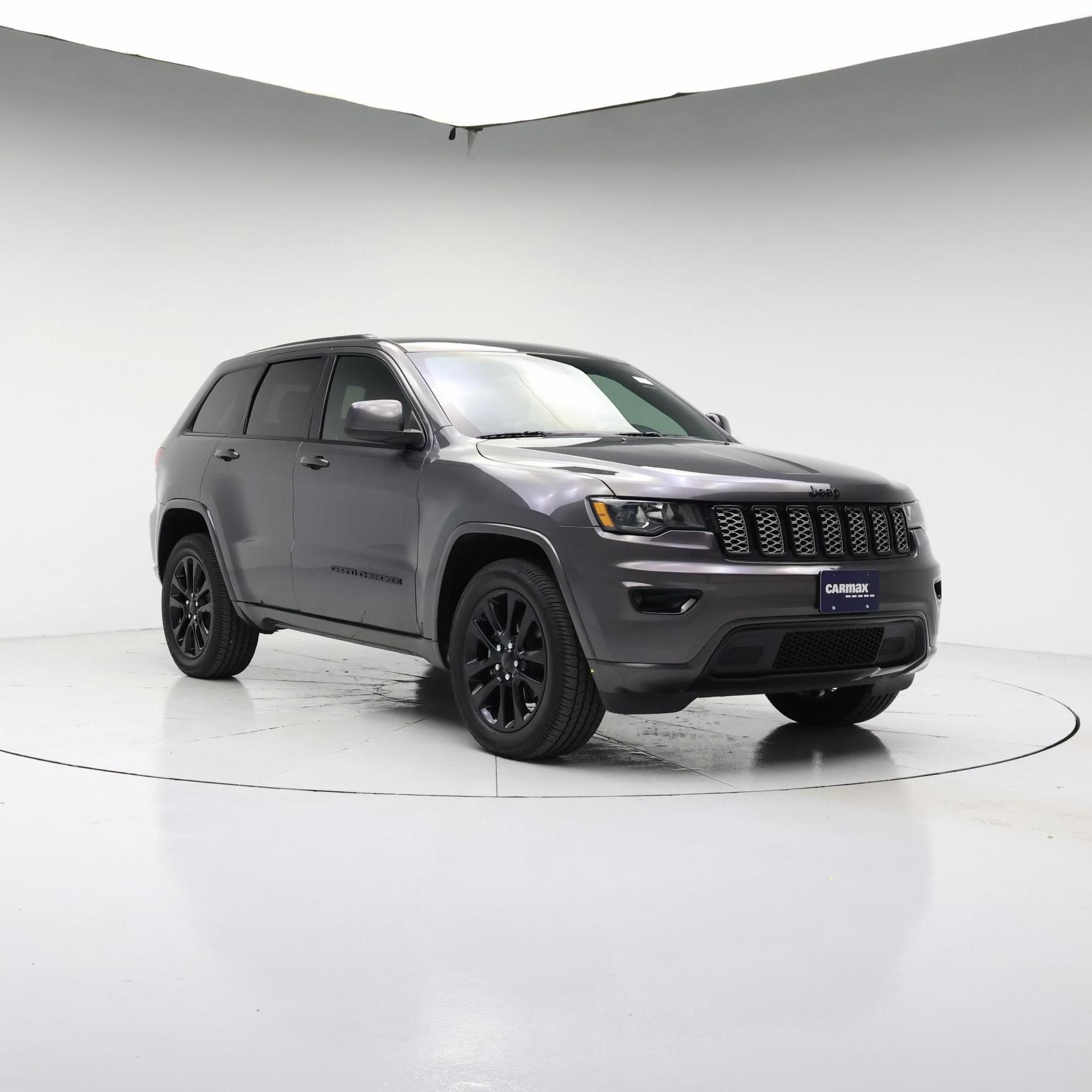 Thumbnail: 2019 Jeep Grand Cherokee - 5