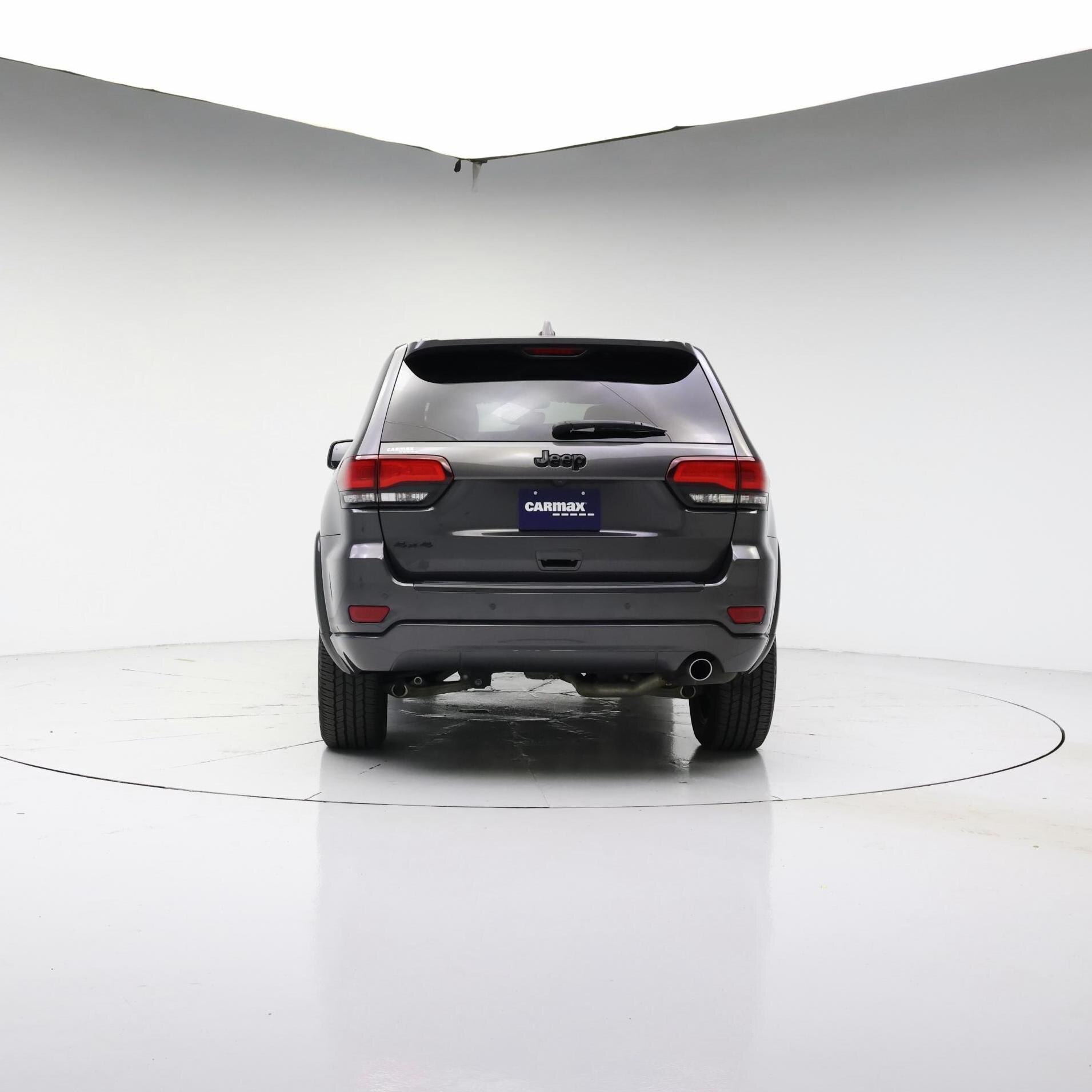 Thumbnail: 2019 Jeep Grand Cherokee - 8