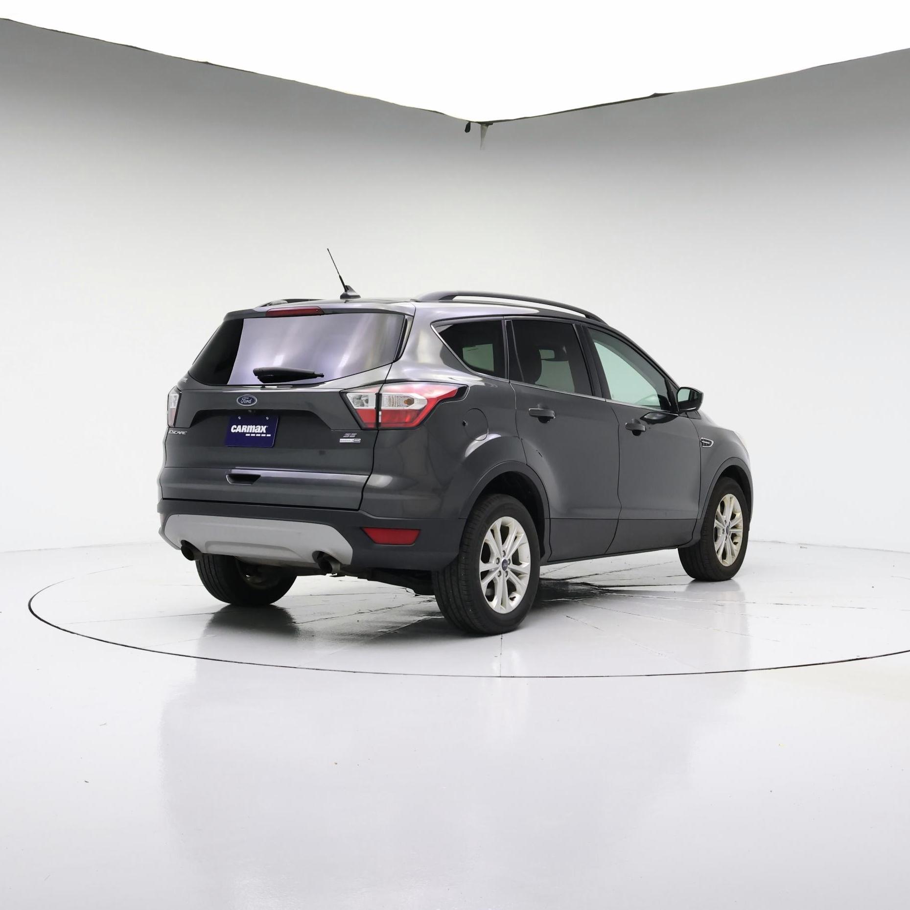Thumbnail: 2018 Ford Escape - 8