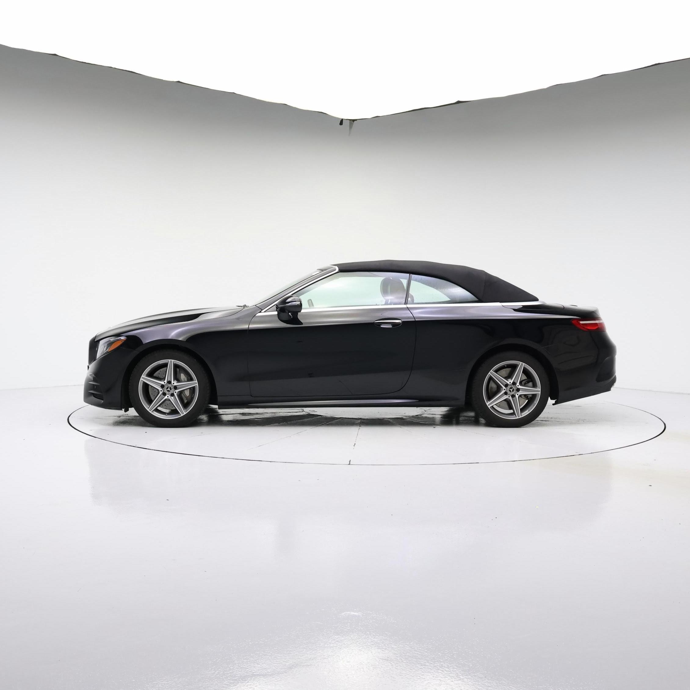 Thumbnail: 2018 Mercedes-Benz E-Class - 3