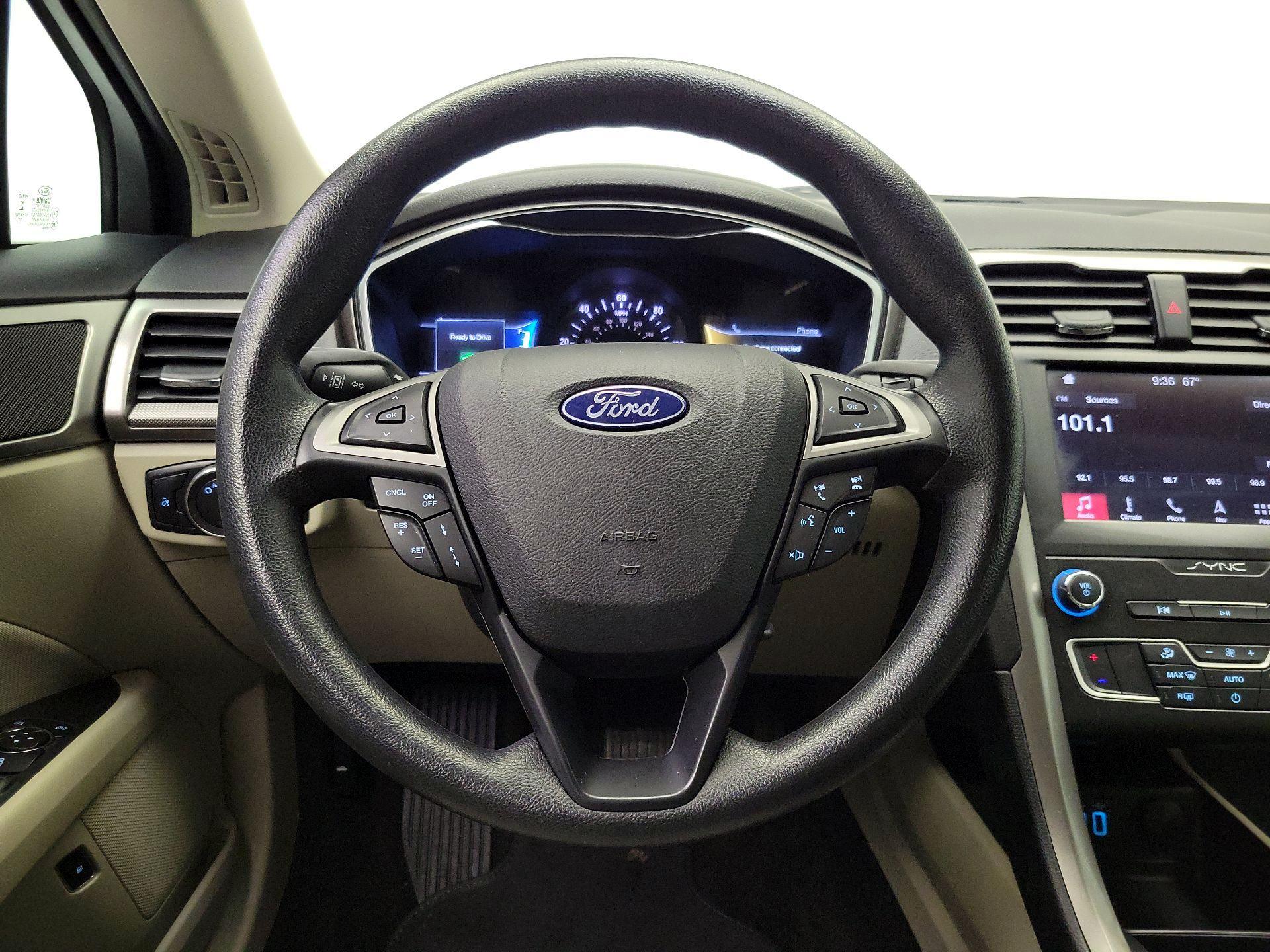 Thumbnail: 2019 Ford Fusion - 10