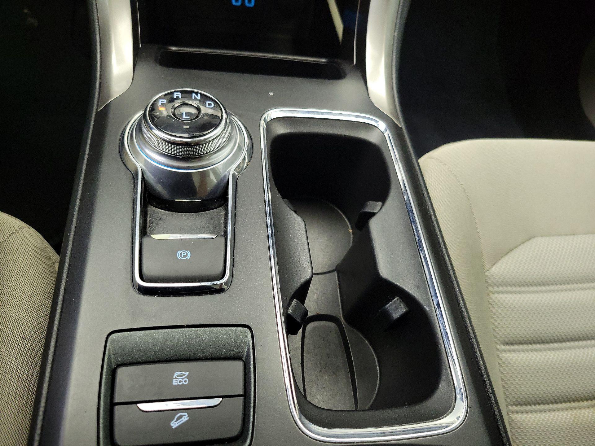Thumbnail: 2019 Ford Fusion - 18