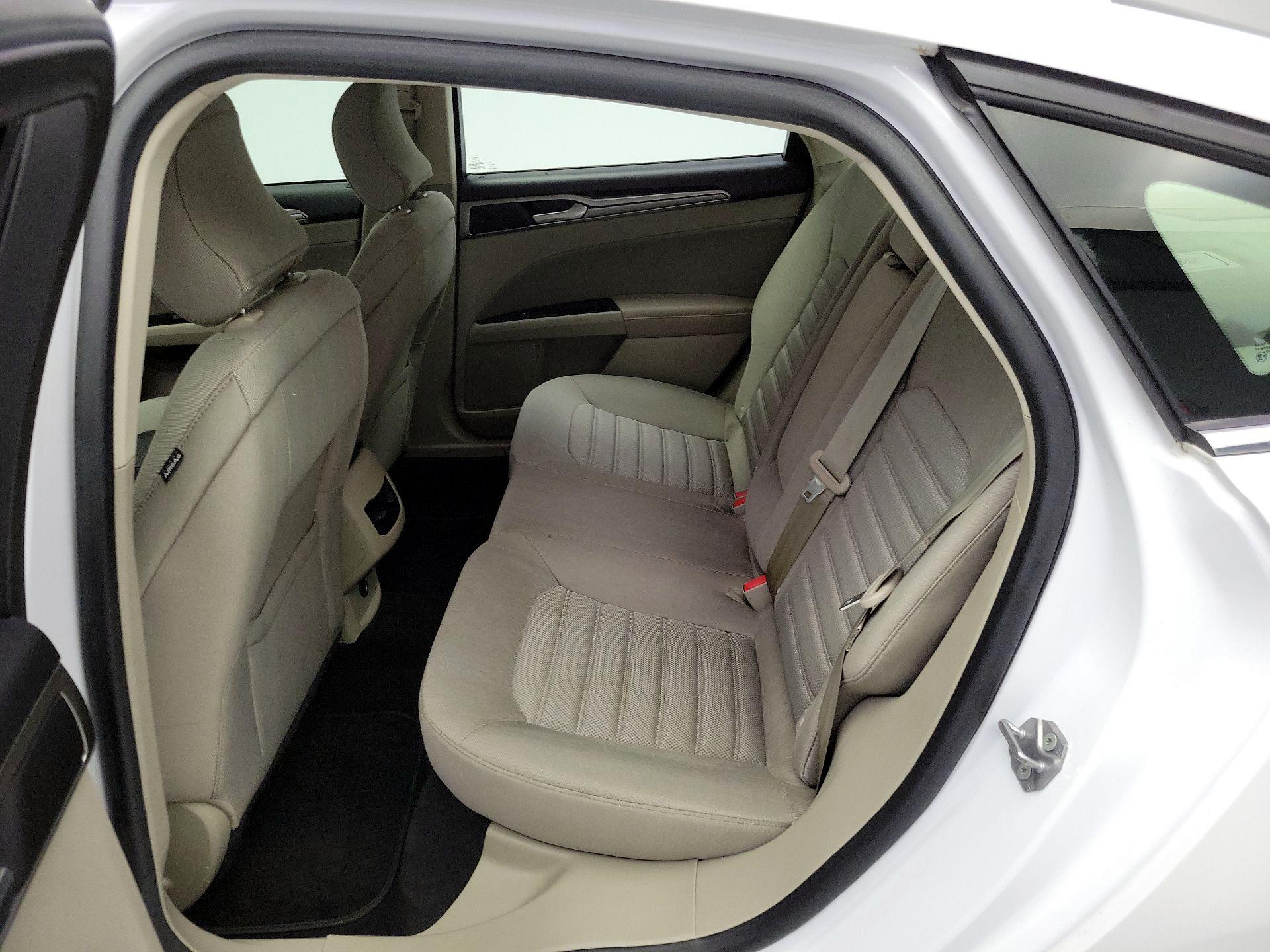 Thumbnail: 2019 Ford Fusion - 20
