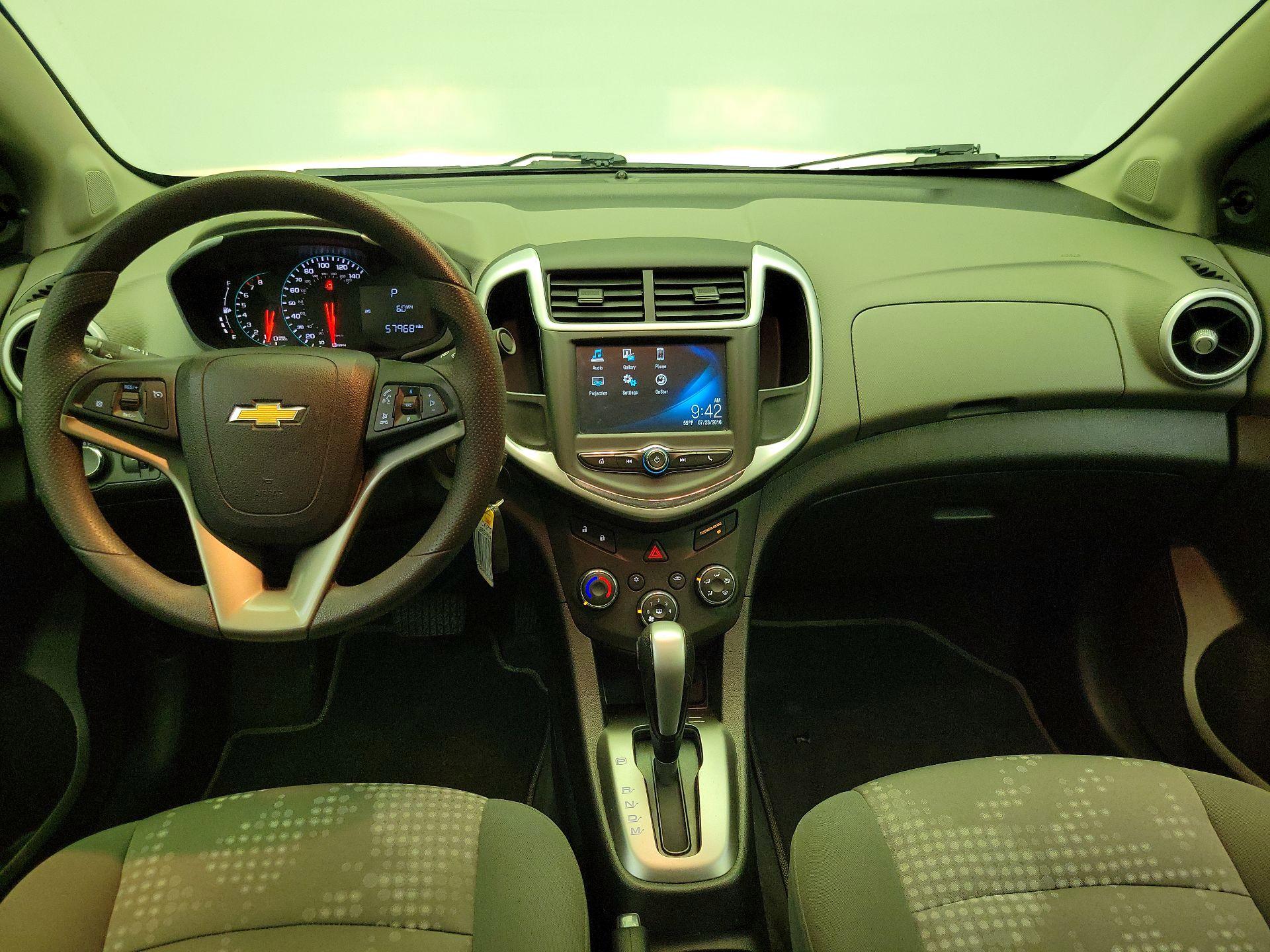 Thumbnail: 2017 Chevrolet Sonic - 9