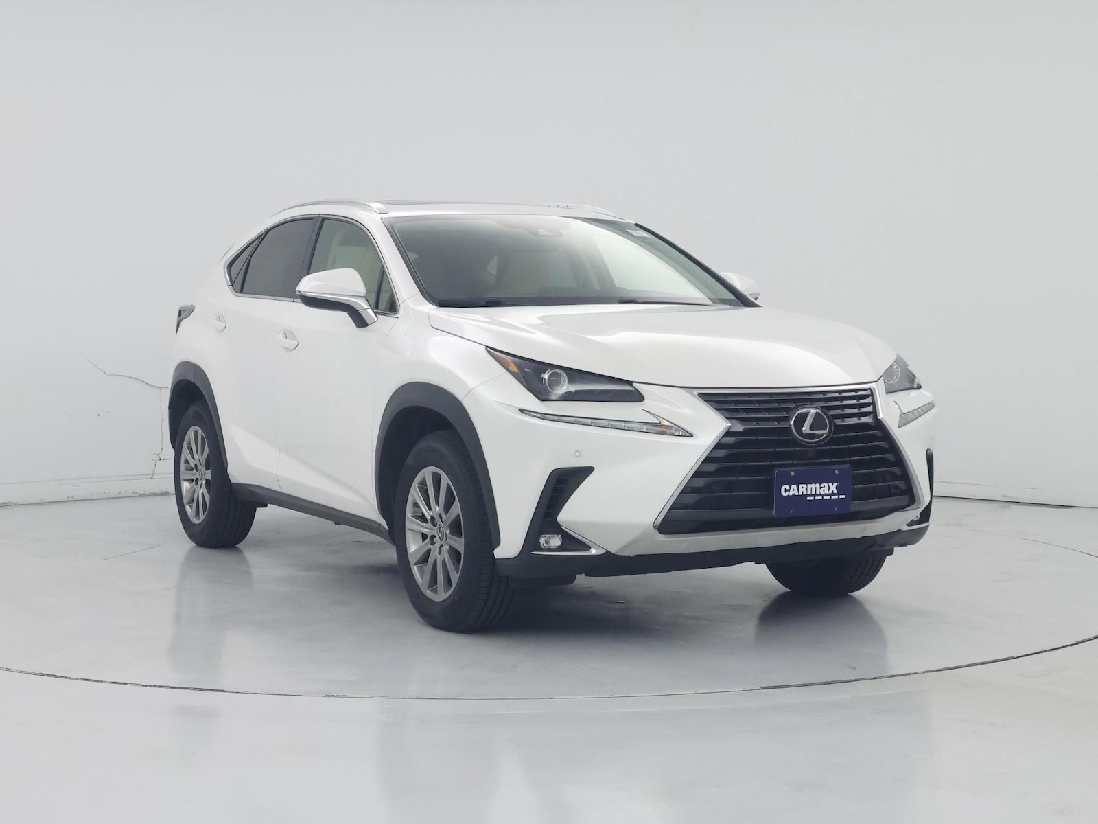 2021 Lexus NX 300 - Photo 2