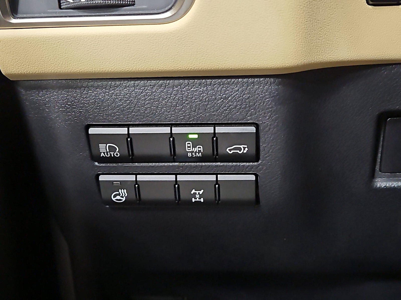 2021 Lexus NX 300 - Photo 14