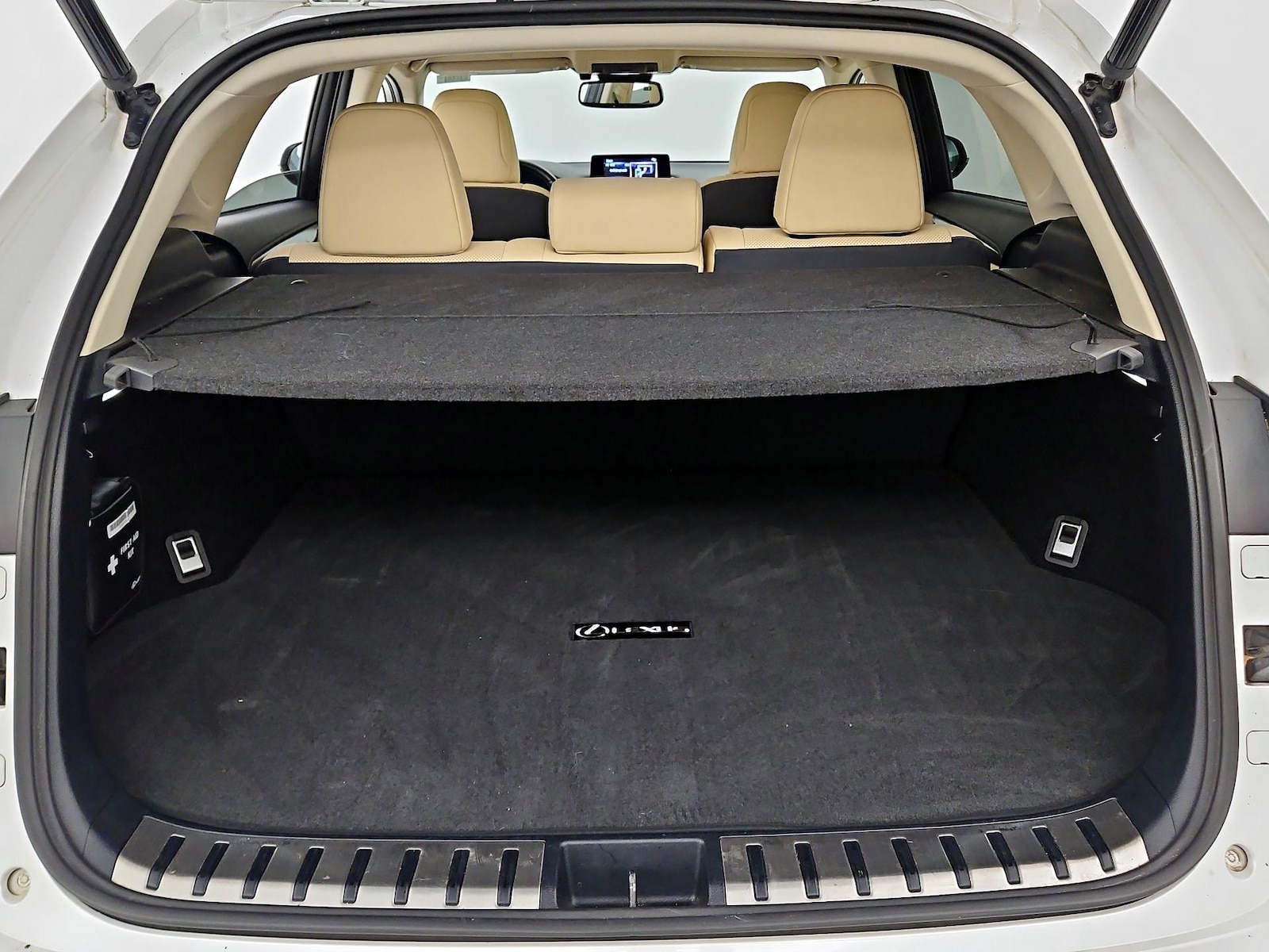 2021 Lexus NX 300 - Photo 22