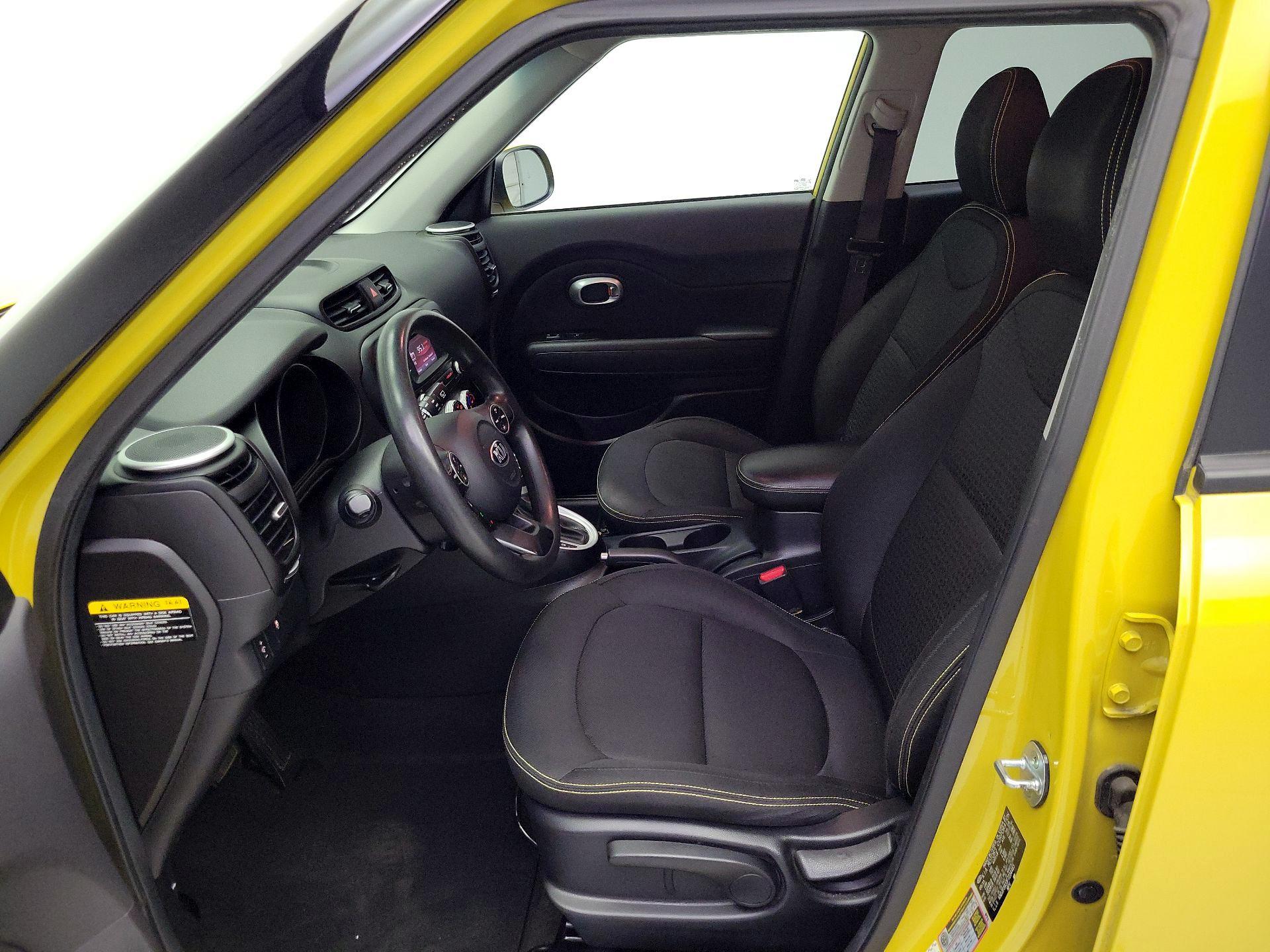 Thumbnail: 2015 Kia Soul - 11
