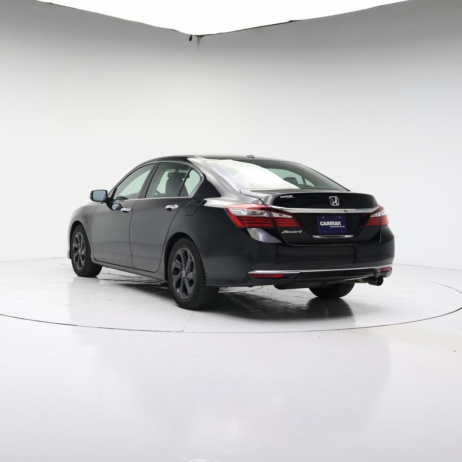 Thumbnail: 2017 Honda Accord - 2